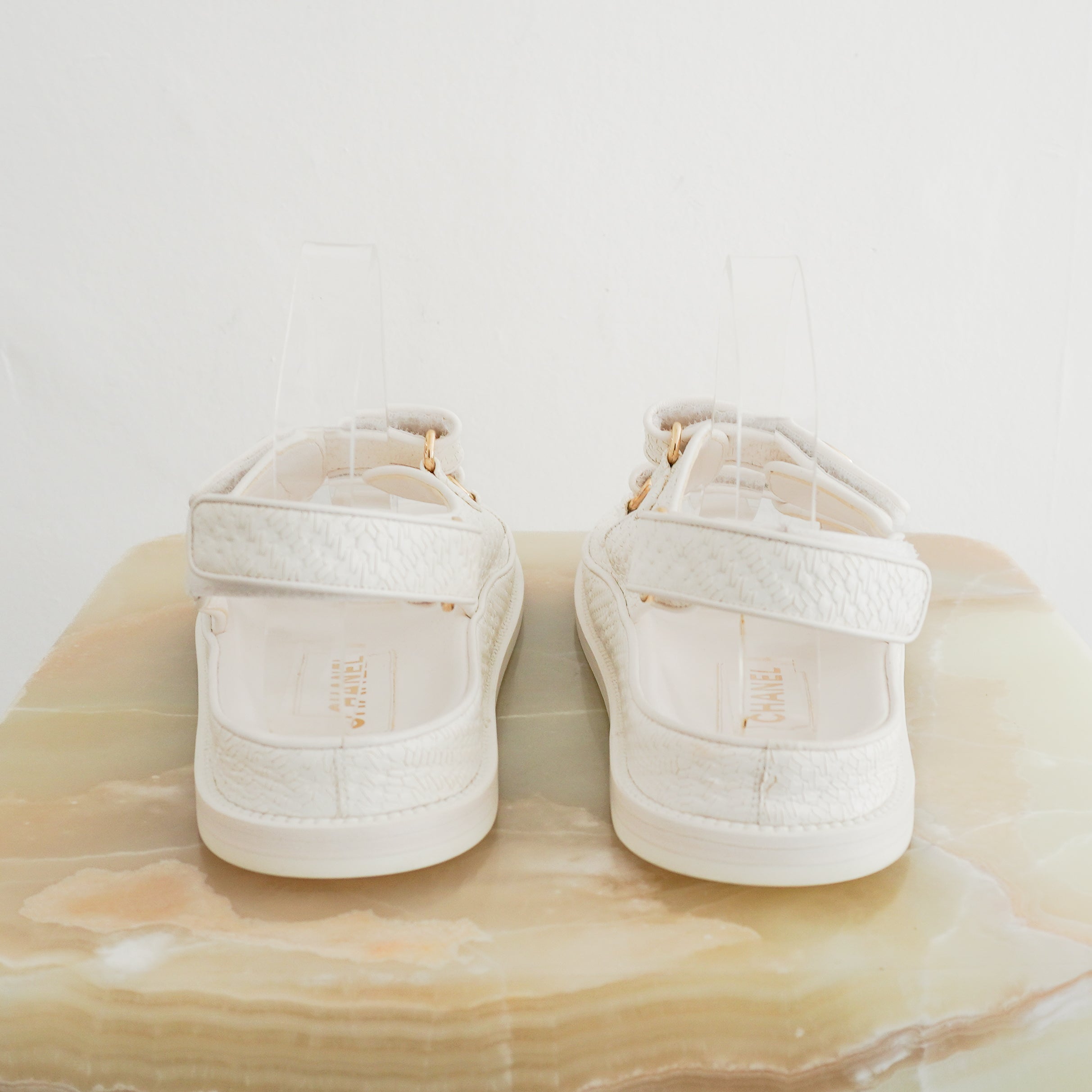 Chanel Dad Sandals White Textured Calfskin Leather &amp; Gold-Tone Metal G35927 back photo chelsea london