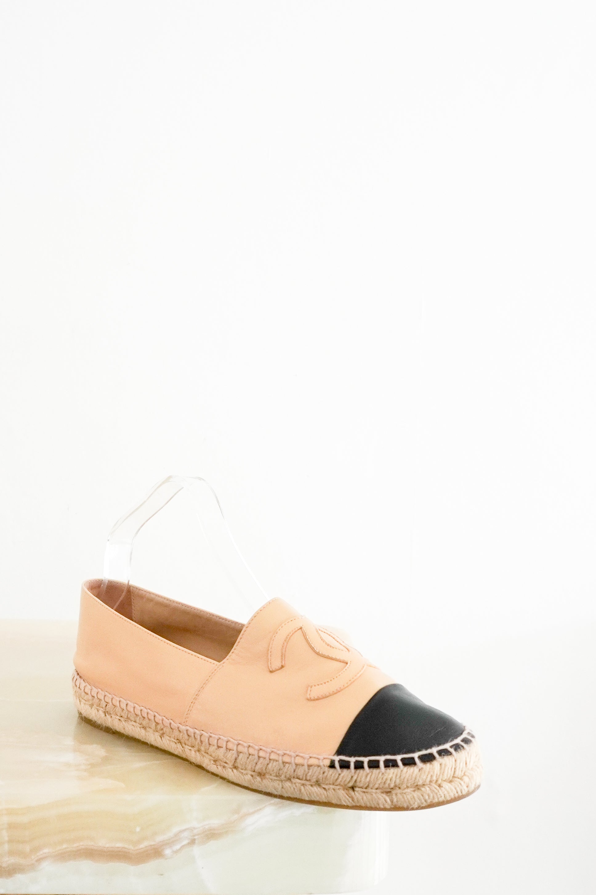 Front photo of Chanel Nude Leather CC Espadrilles front picture Chelsea London