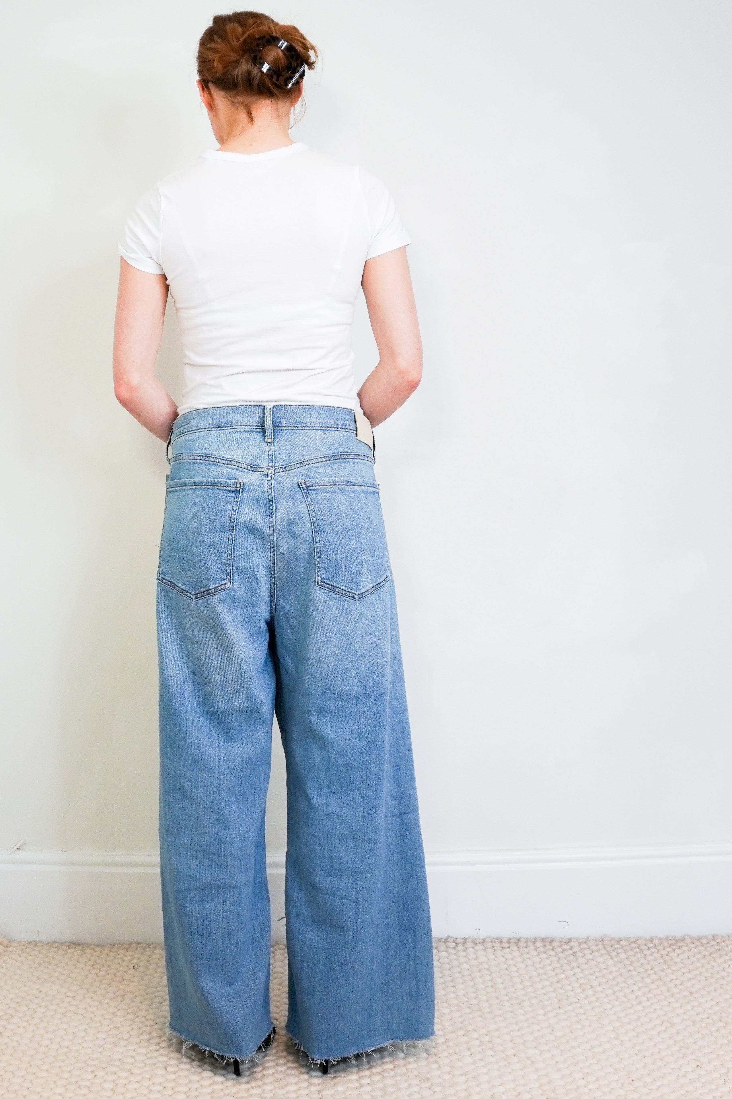 Citizens-of-Humanity-Blue-Lyra-Wide-Leg-Jeans-Back-Picture
