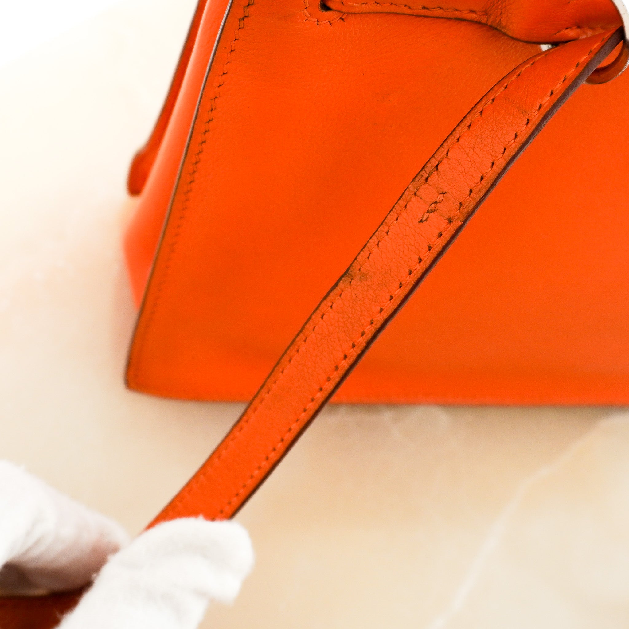 Hermès Kelly Danse II Orange in Swift Leather | Authentic Preloved - Reloved Again