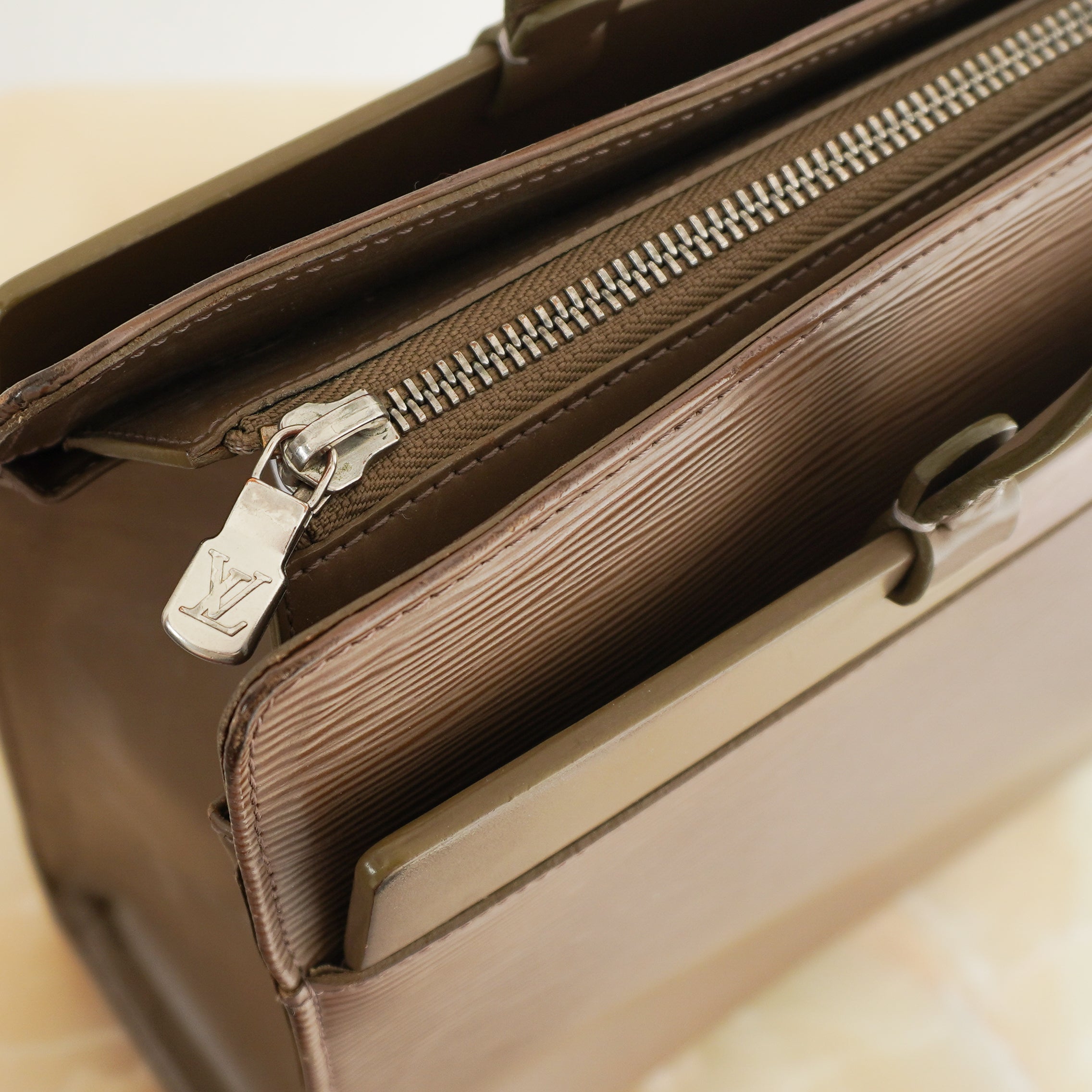 Louis Vuitton Taupe Epi Croisette GM Tote RRP £2.8k| Authentic Preloved