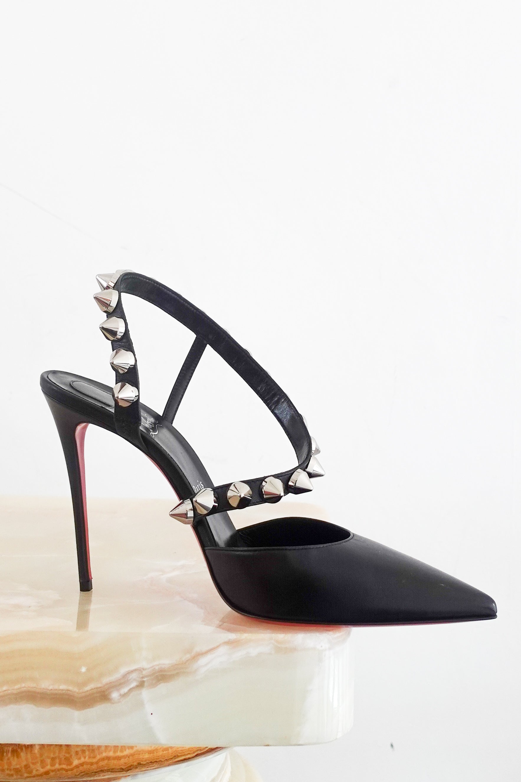 New Rockstud pointed toe heel RRP £650