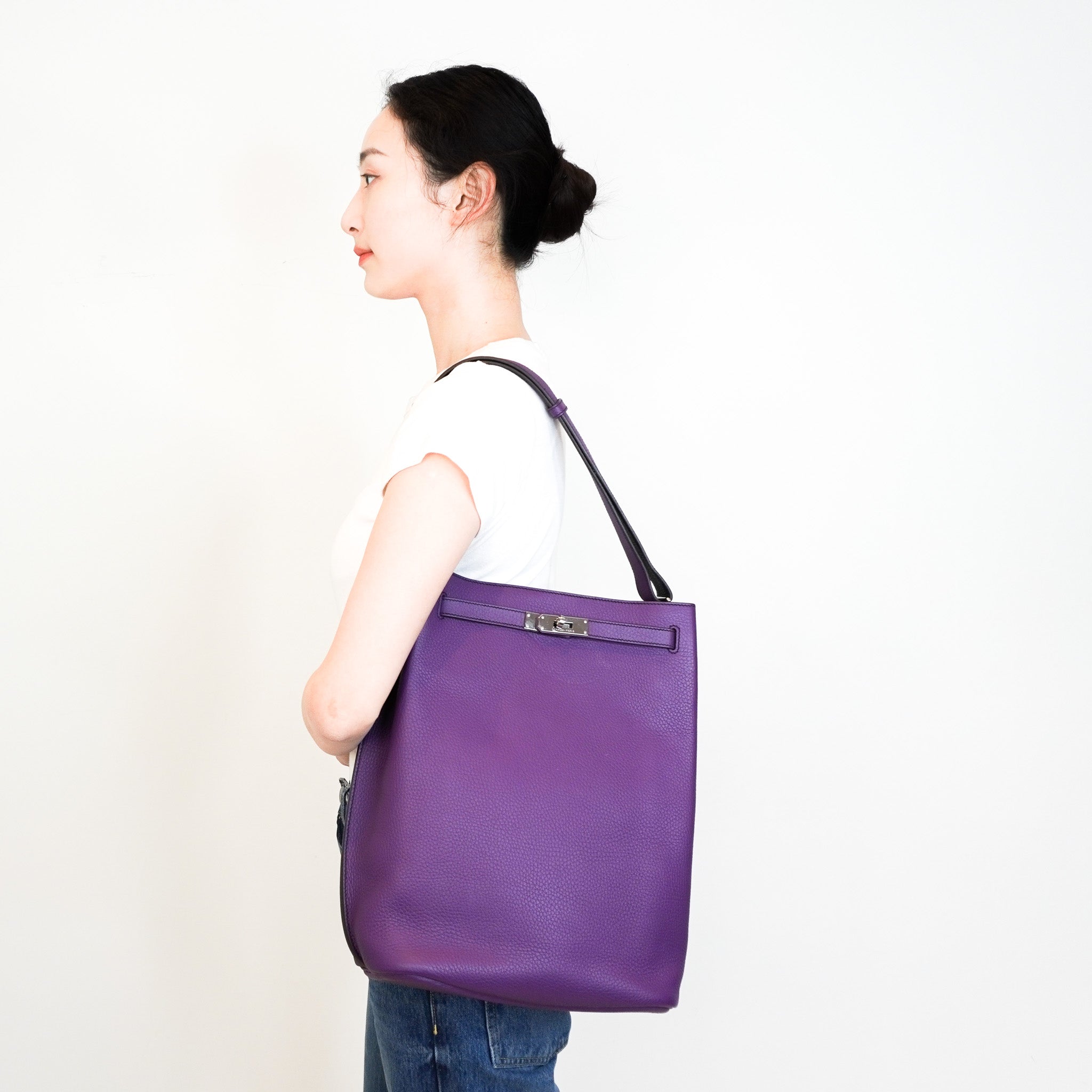 Hermès So Kelly 28 Togo Ultra Violet Verso | Authentic Preloved - Reloved Again