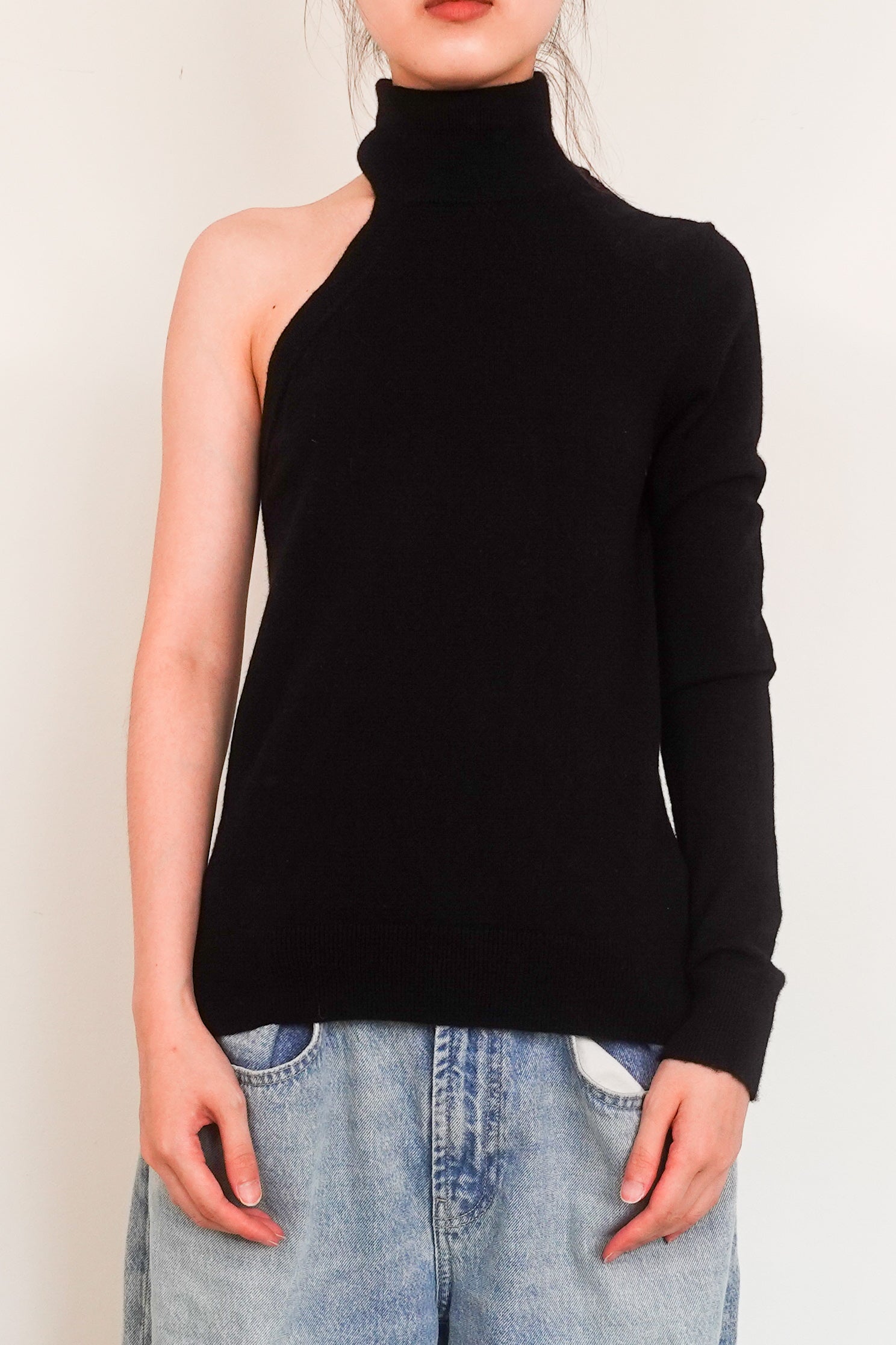 Black cashmere jumper RRP £300