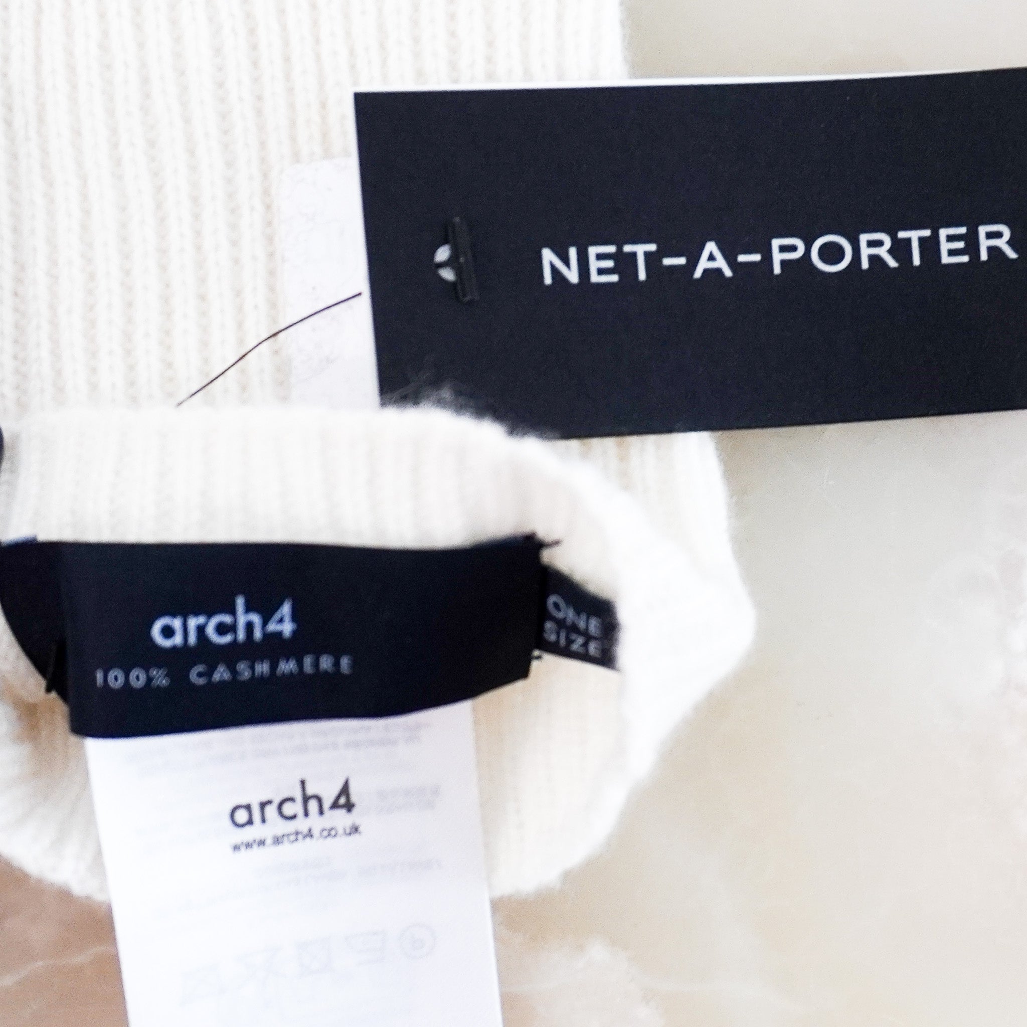 Arch 4 Cashmere Long Gloves in White RRP £145 | Authentic Preloved FINAL SALE - Reloved Again