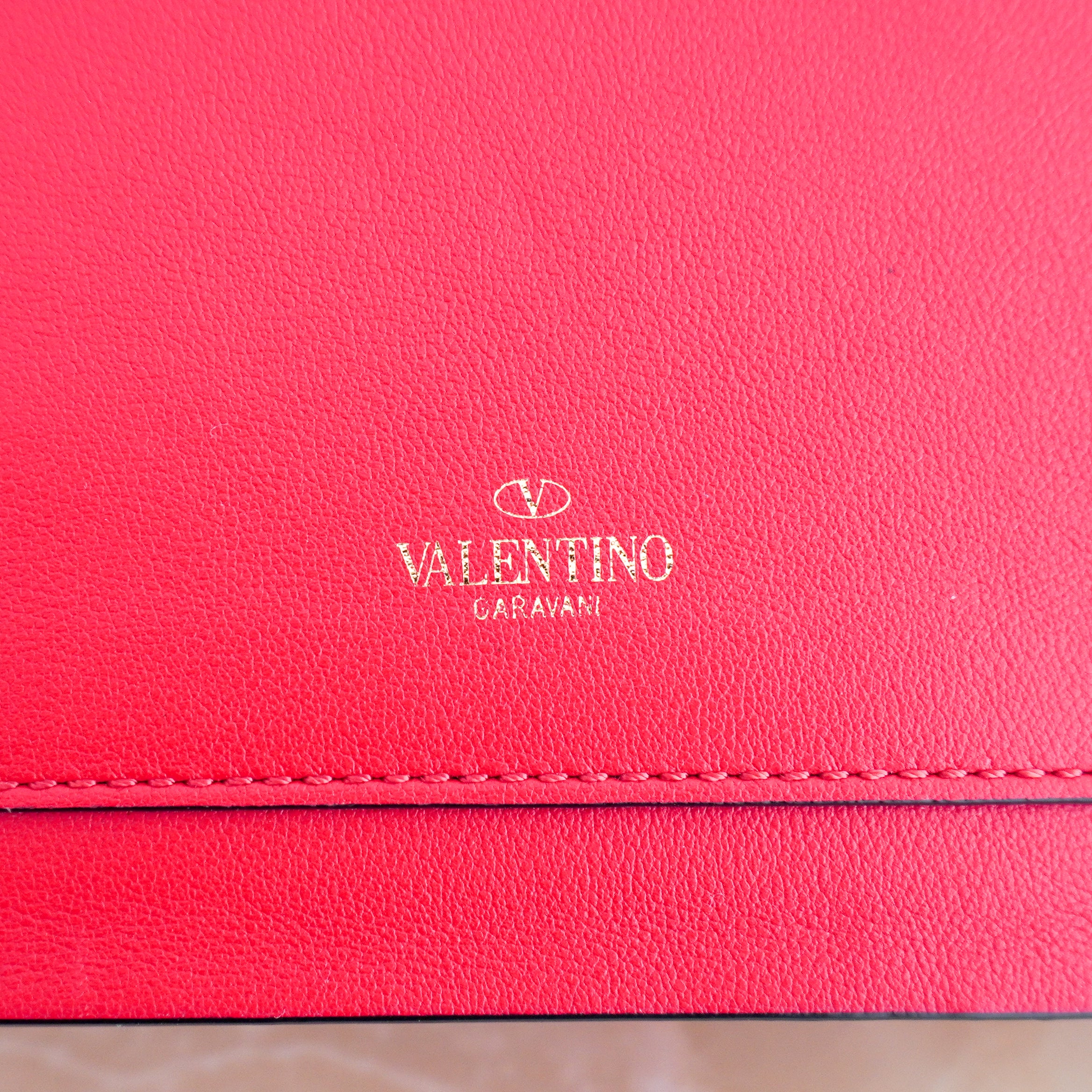 Valentino Garavani Rockstud Small Shoulder Bag in Rouge Pur Red Leather RRP (£1490) | Authentic Preloved