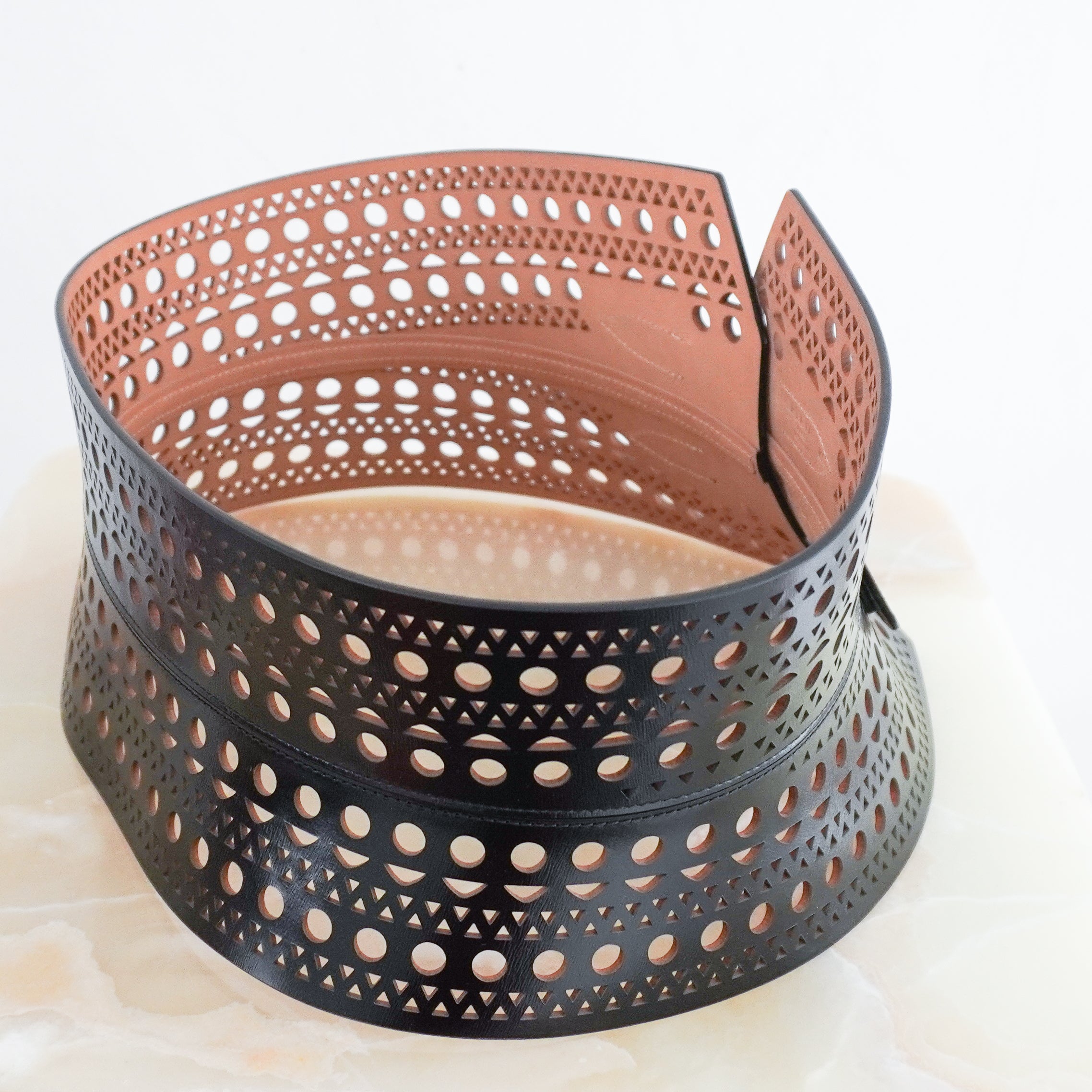 Alaia Laser cut out belt RRP £990| Authentic Preloved