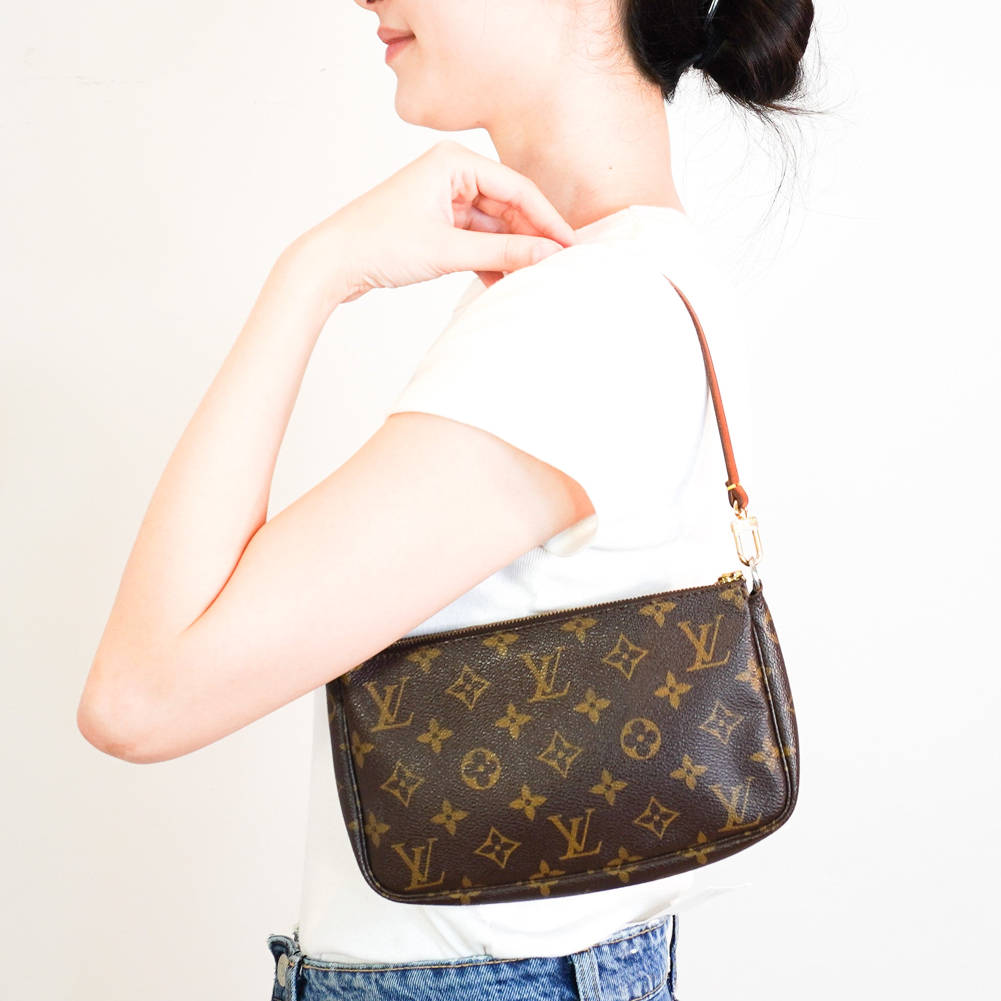 Louis Vuitton Vintage Pochette | Authentic Preloved - Reloved Again