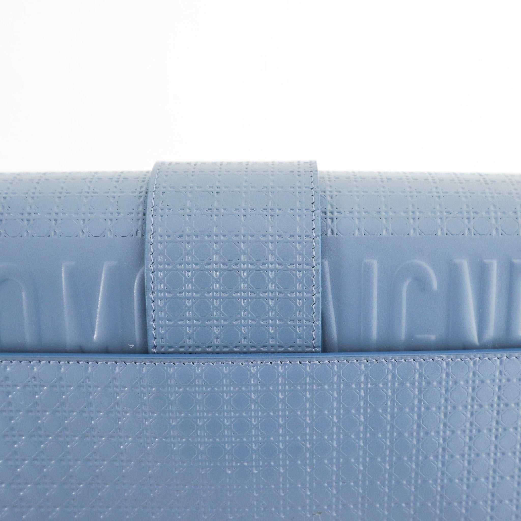 Dior 30 Montaigne Flap Shoulder Bag in Blue RRP £2690 | Authentic Preloved - Reloved Again