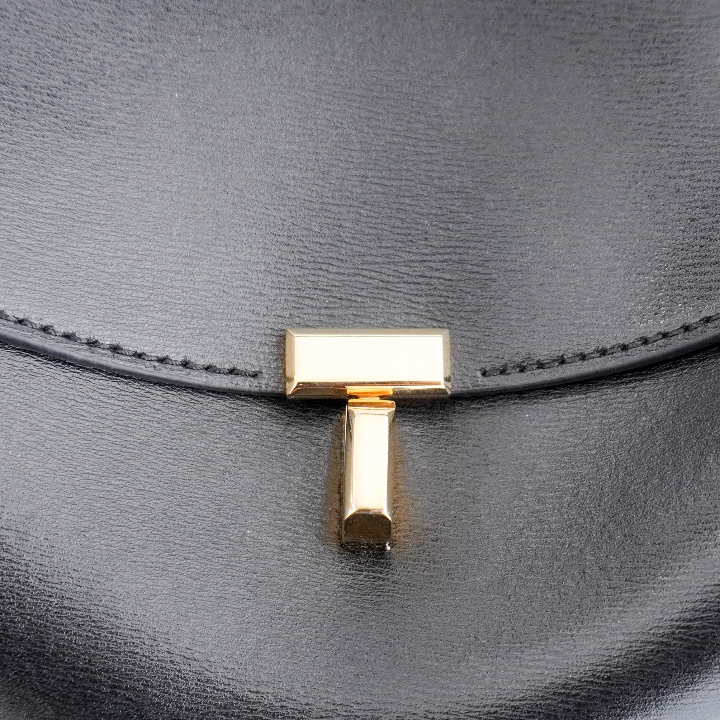 TOTEME T-Lock Top Handle Bag in Black (RRP £1100) | Authentic Preloved