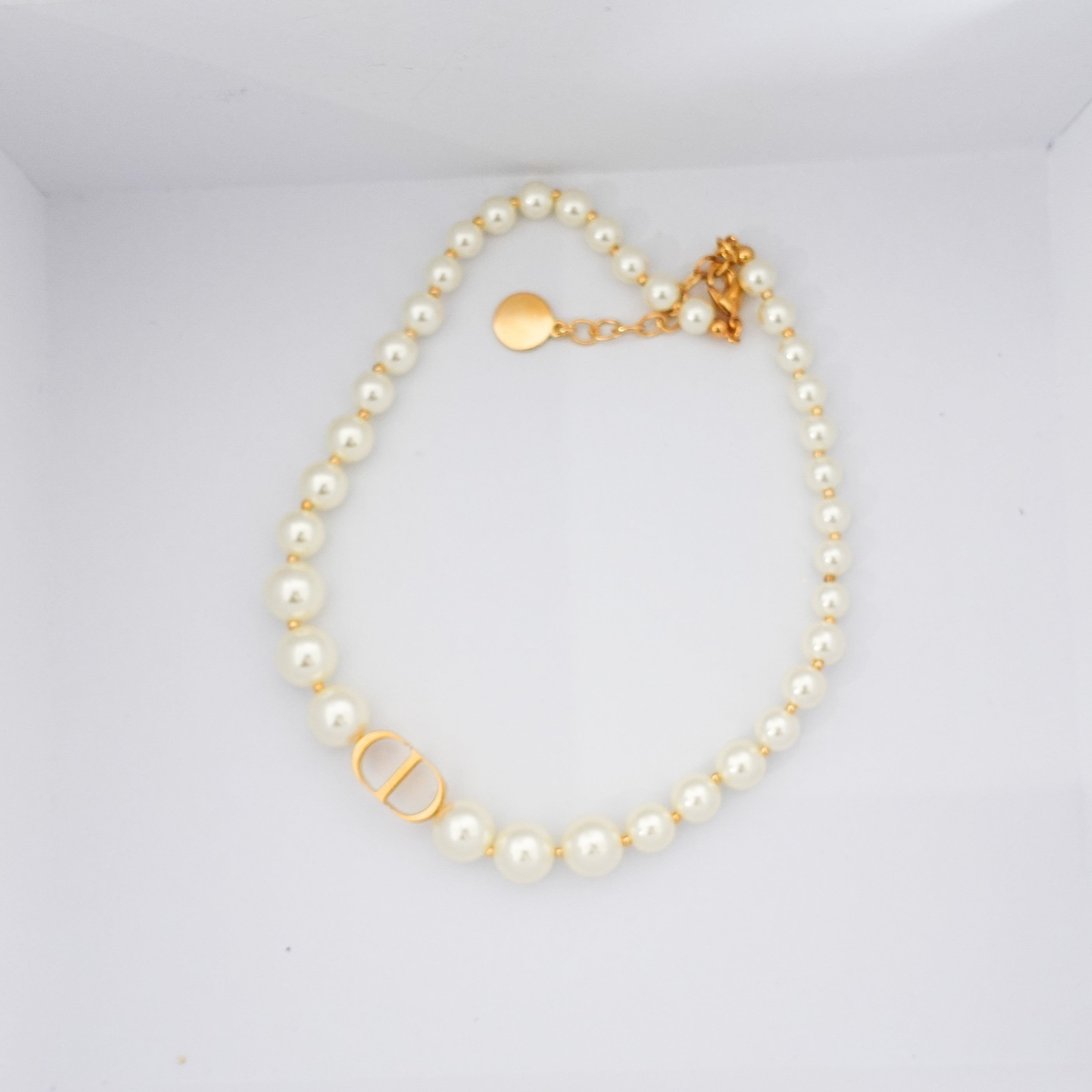 Montaigne faux pearl gold tone choker RRP £550