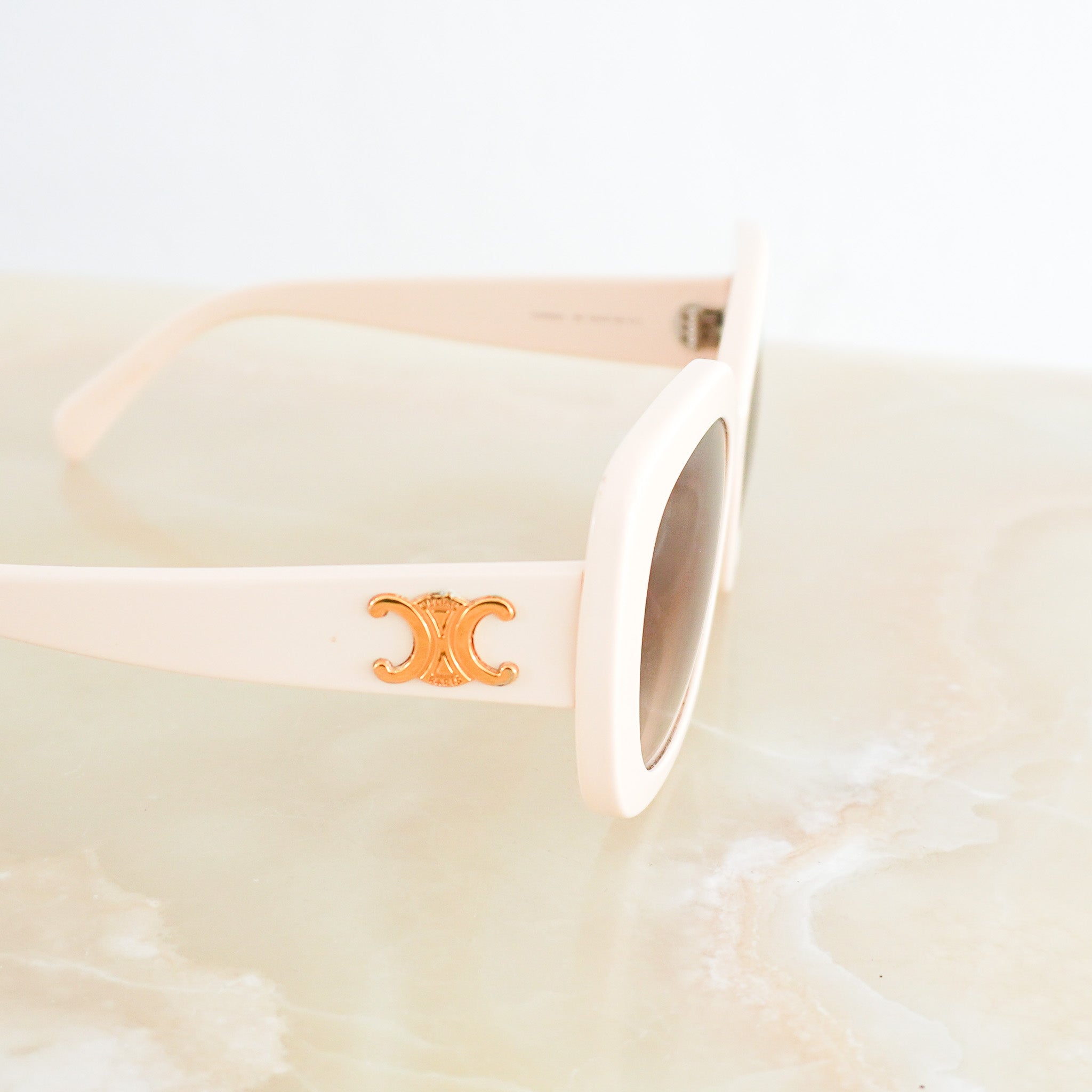 Celine White Oval Sunglasses RRP £400| Authentic Preloved