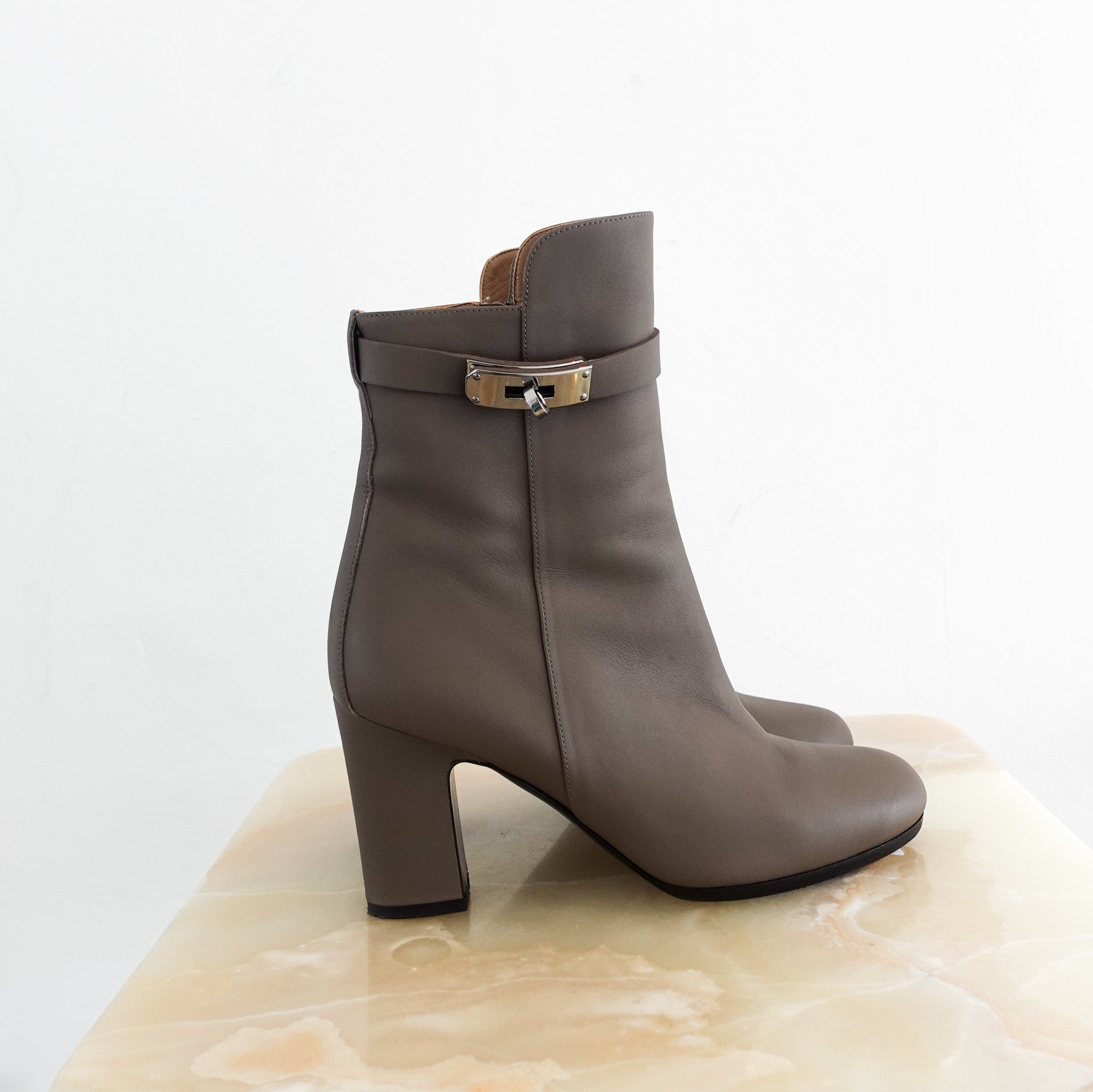 Hermes St Germain ankle boots in Etoupe RRP £1600 | Authentic Preloved - Reloved Again