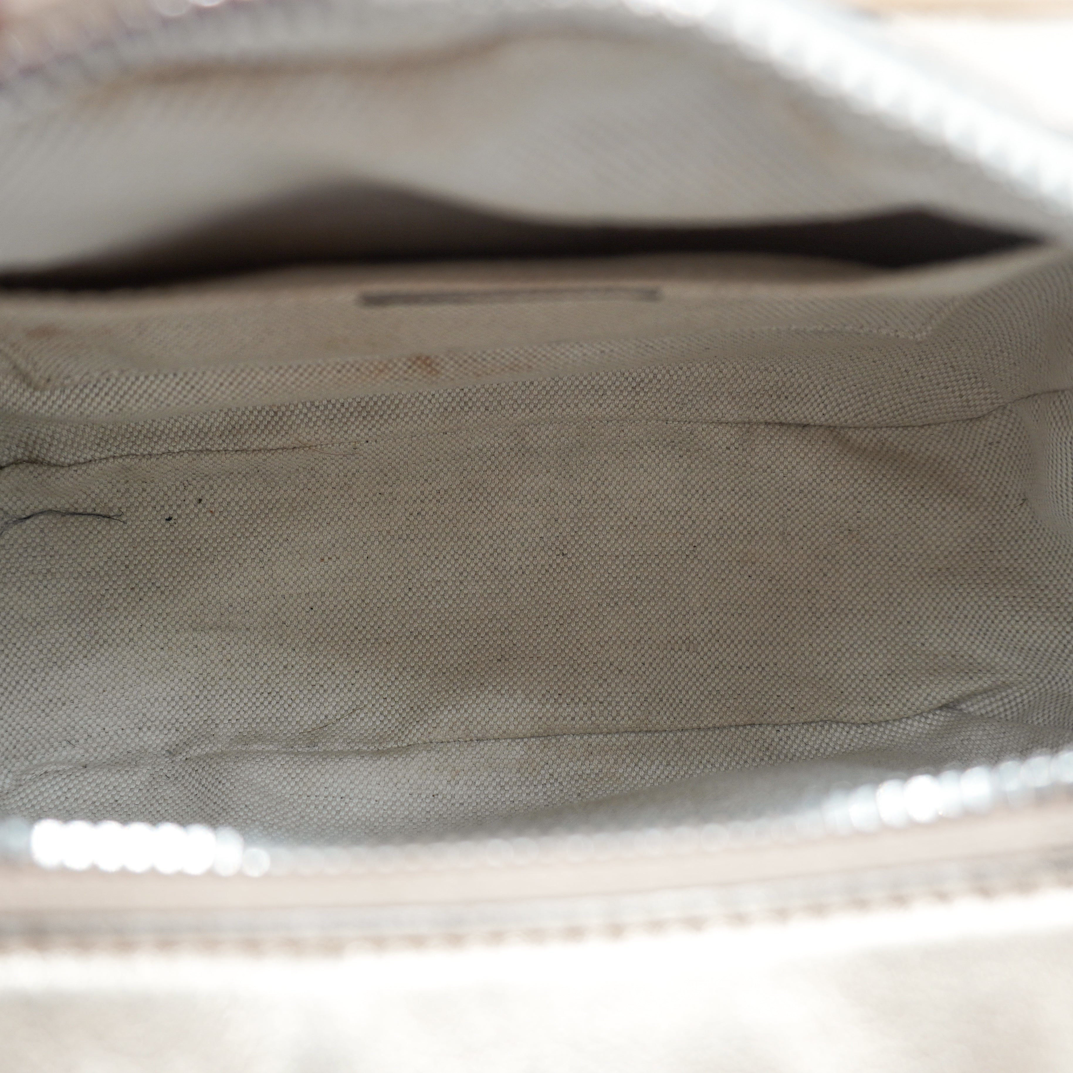 Gucci Blondie Small Shoulder Bag Metallic Golden Beige Leather (RRP £1980)  | Authentic Preloved