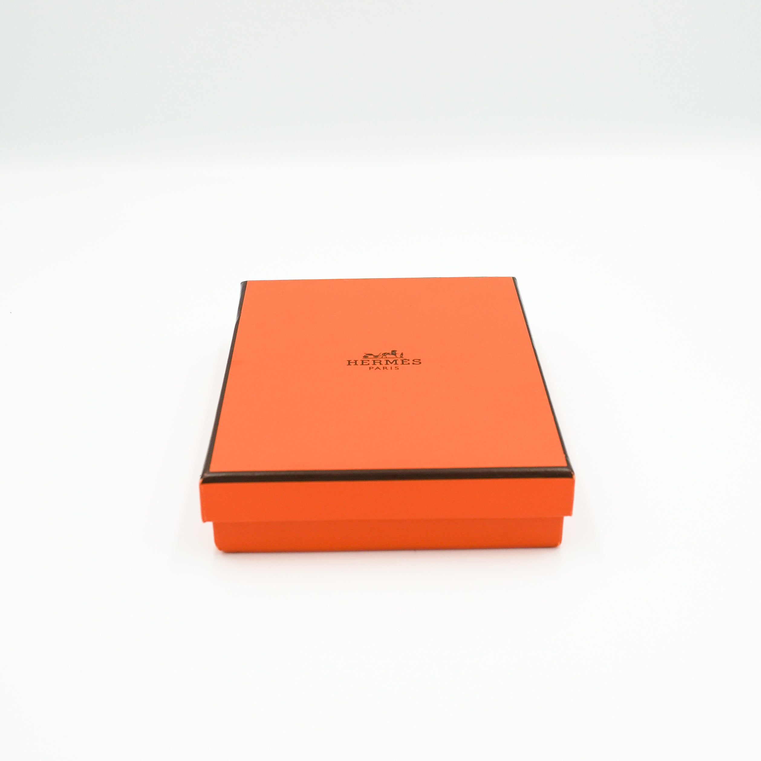 Hermès Pendentif Cuir As de Coeur PM Necklace in Noir (RRP £500) | Authentic Preloved FINAL SALE