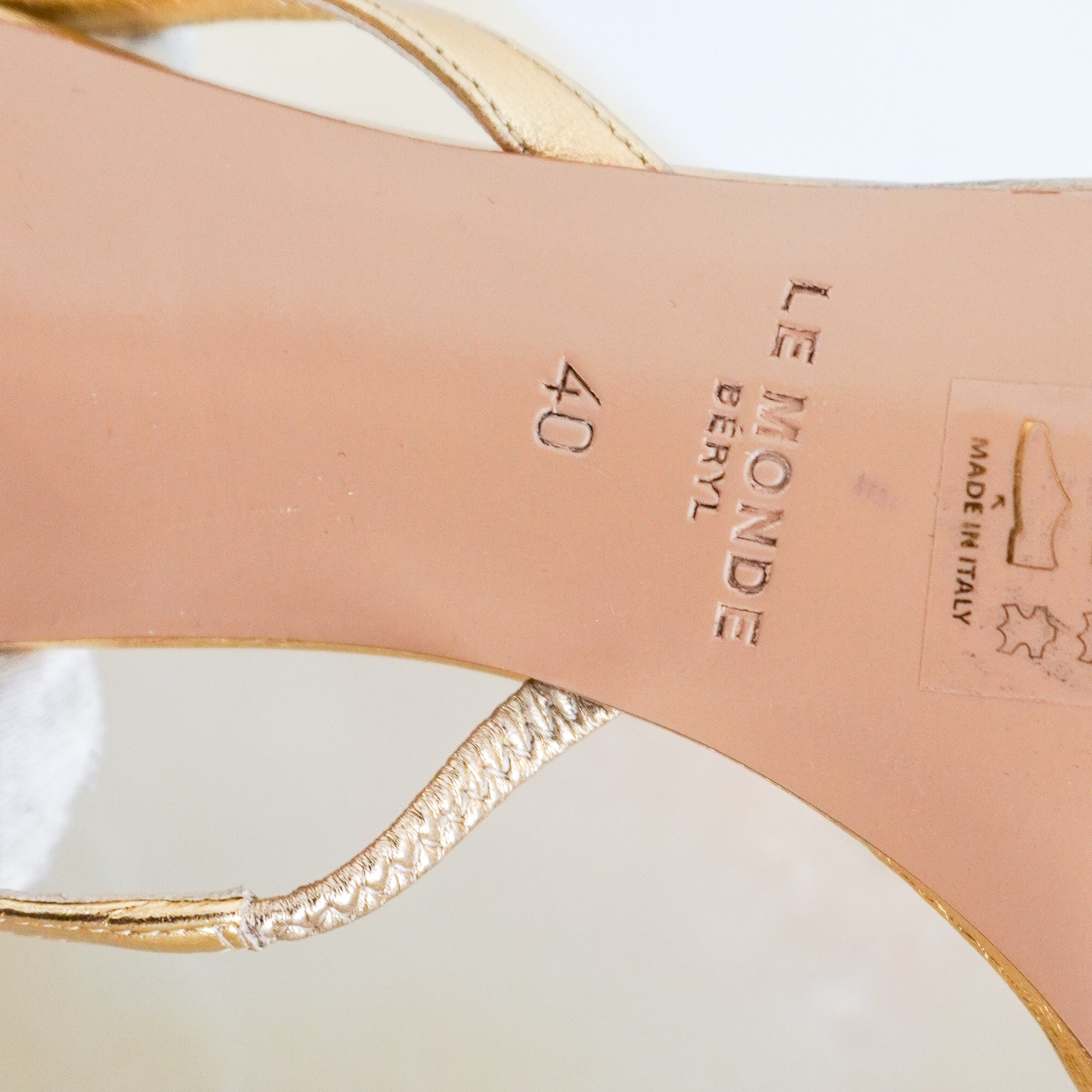 Le Monde de Beryl Gold Metallic High Heel | Authentic Preloved FINAL SALE - Reloved Again