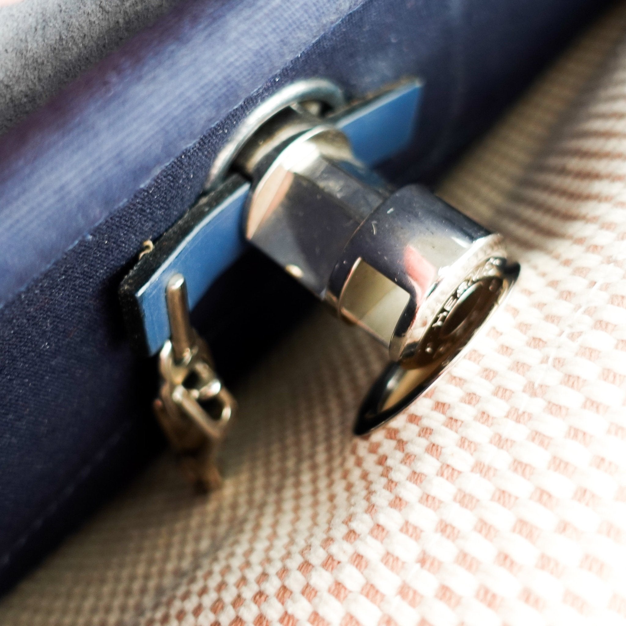 Hermès Navy 30 Canvas Herbag RRP £2300 | Authentic Preloved