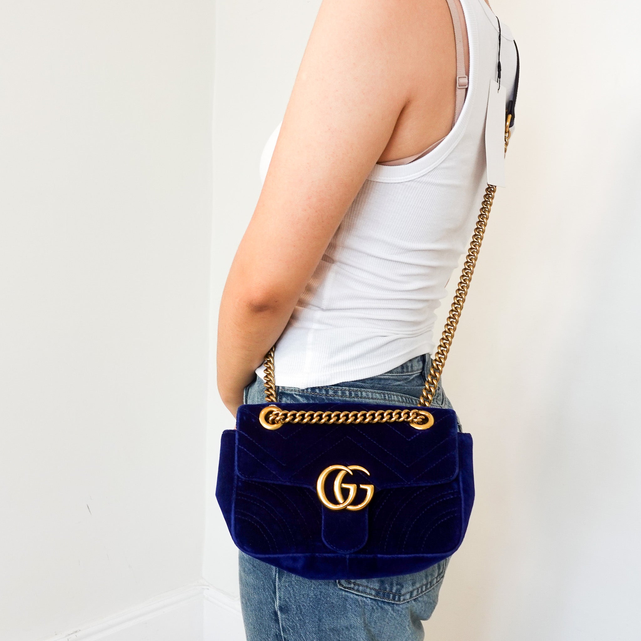 Gucci GG Marmont Velour Shoulder Bag in blue | Authentic Preloved