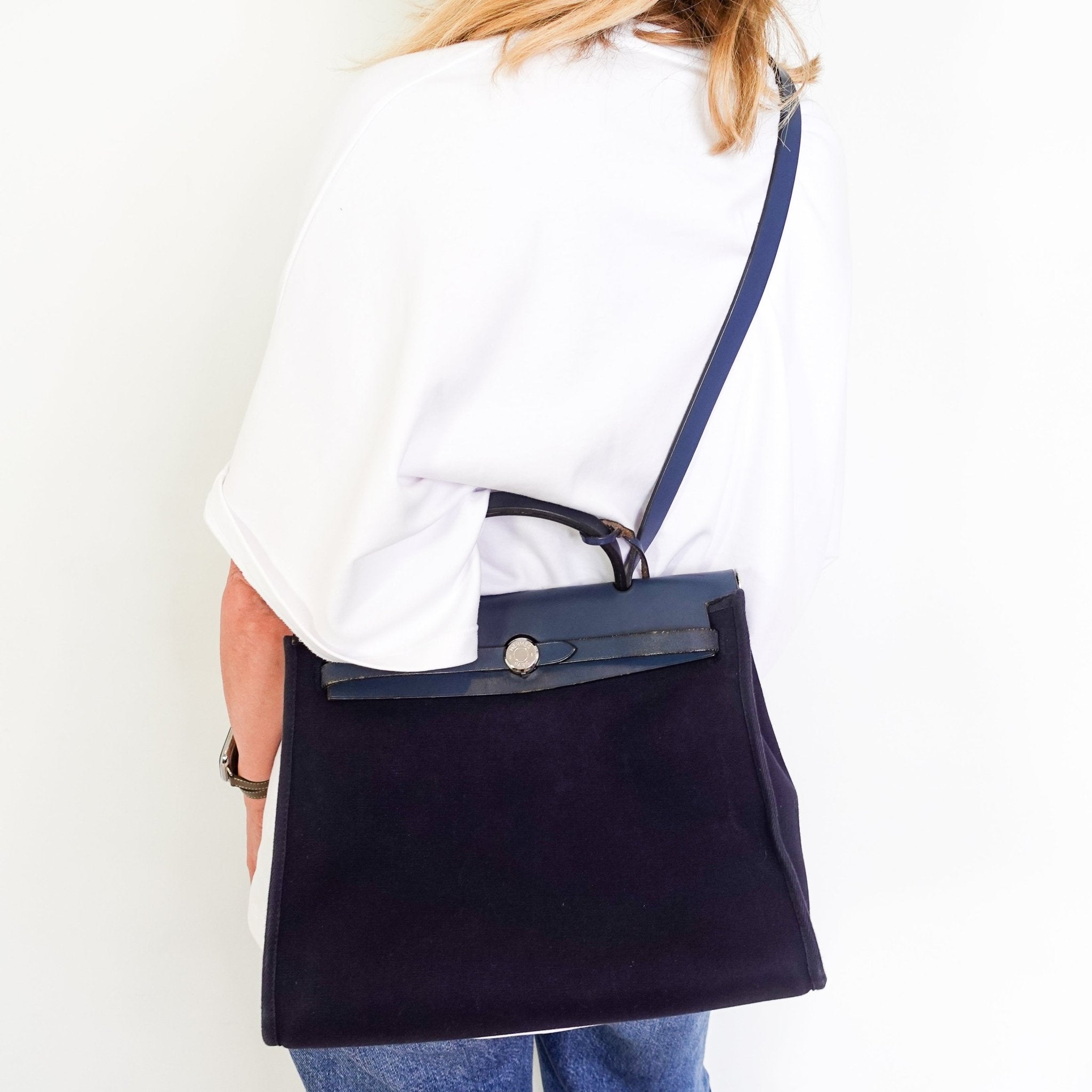 Hermès Navy 30 Canvas Herbag RRP £2300 | Authentic Preloved
