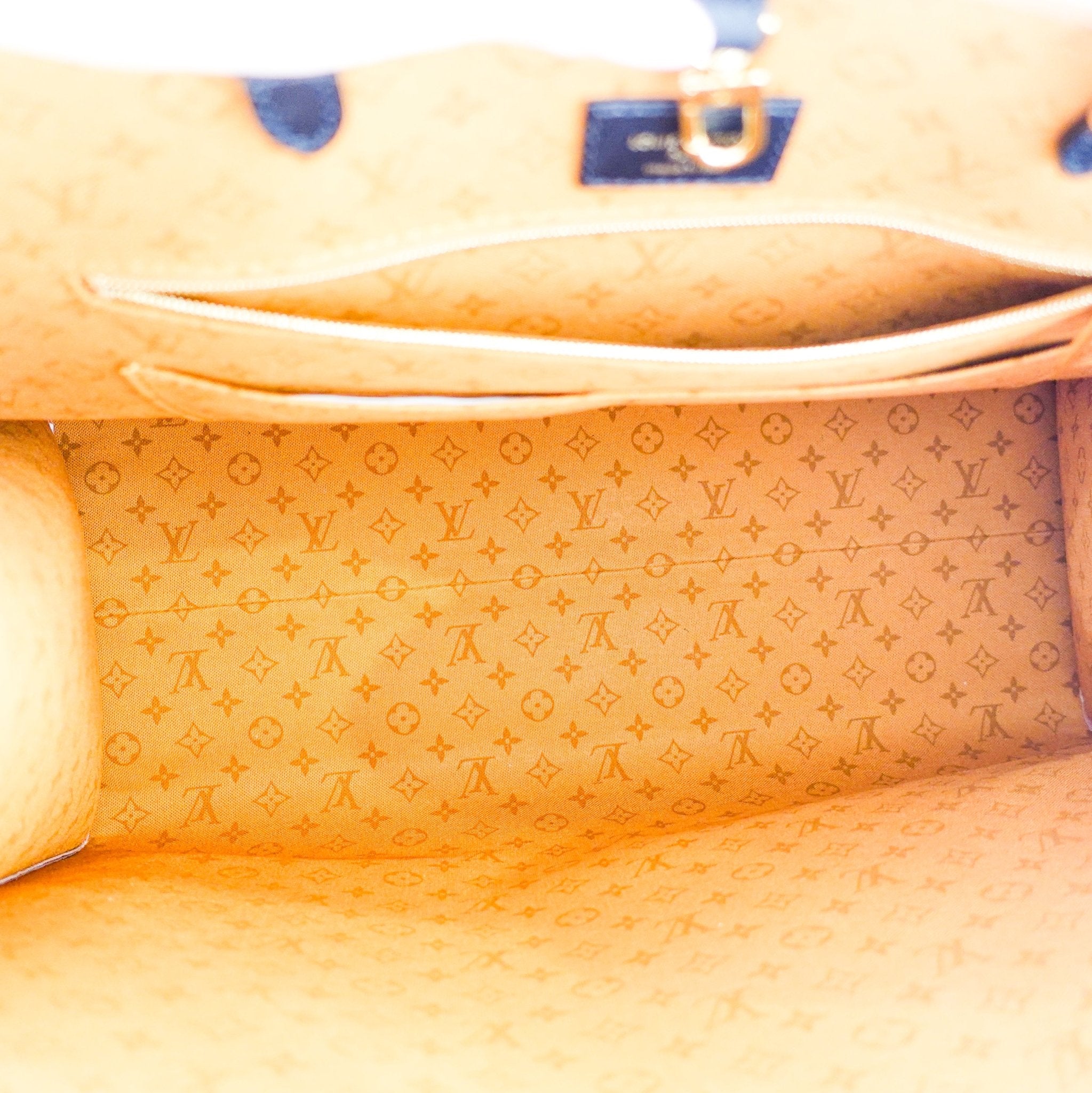 Louis Vuitton OnTheGoTote Crafty GM RRP £2.4K | Authentic Preloved - Reloved Again