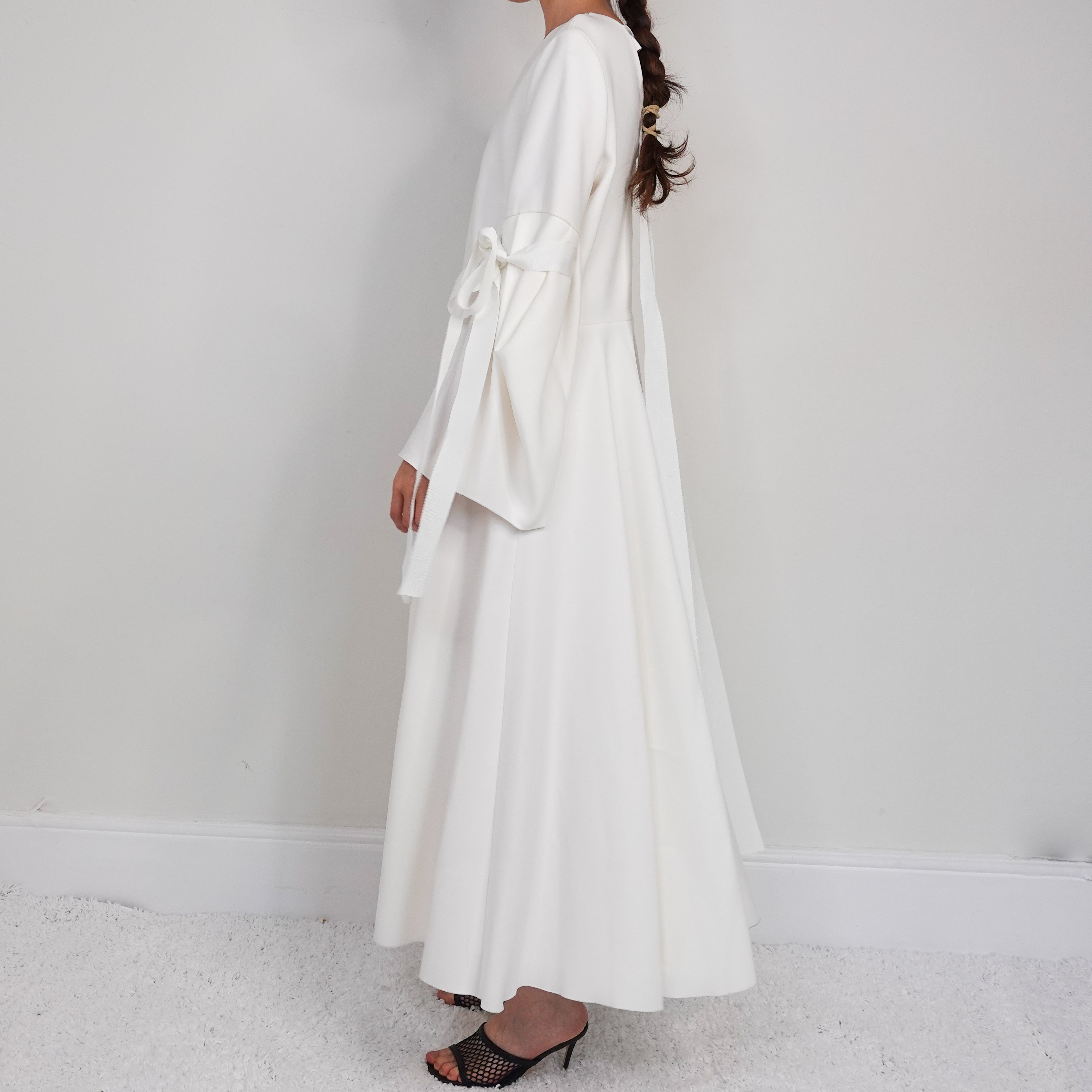 Midi white dress crepe