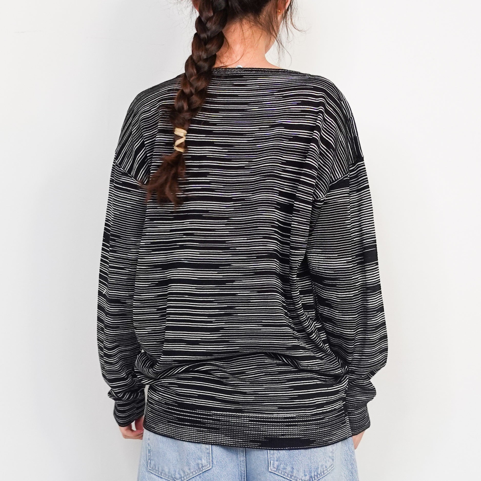 Monochrome v neck jumper