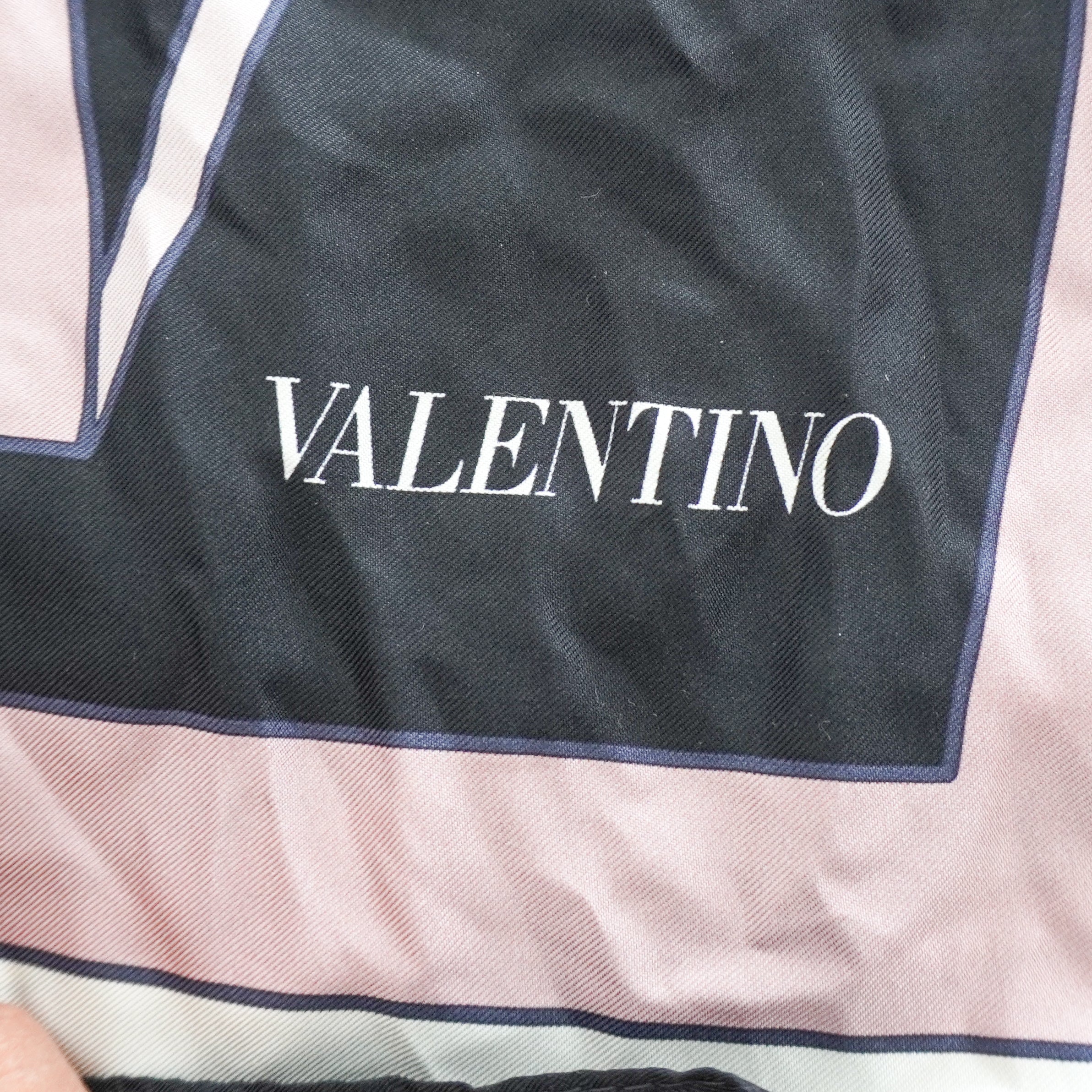 Valentino Black & Pink VLogo Print Scarf (RRP £390) | Authentic Preloved FINAL SALE