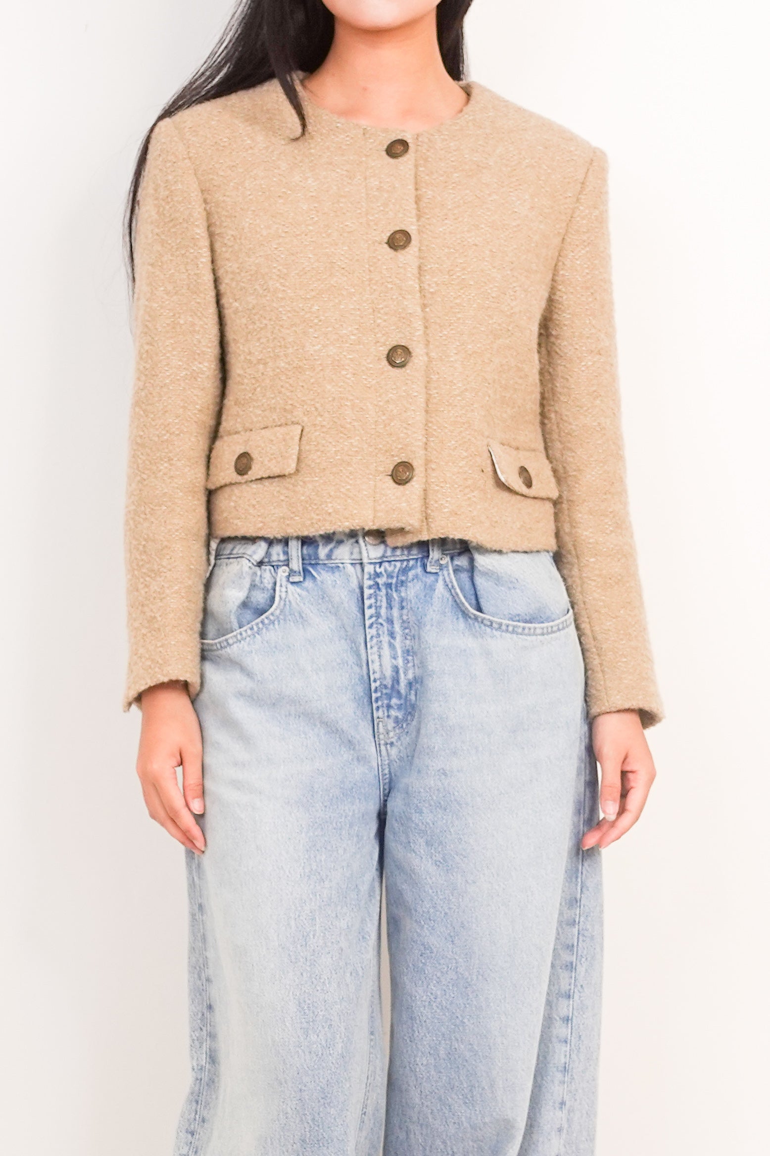 Boucle cropped blazer beige RRP £500