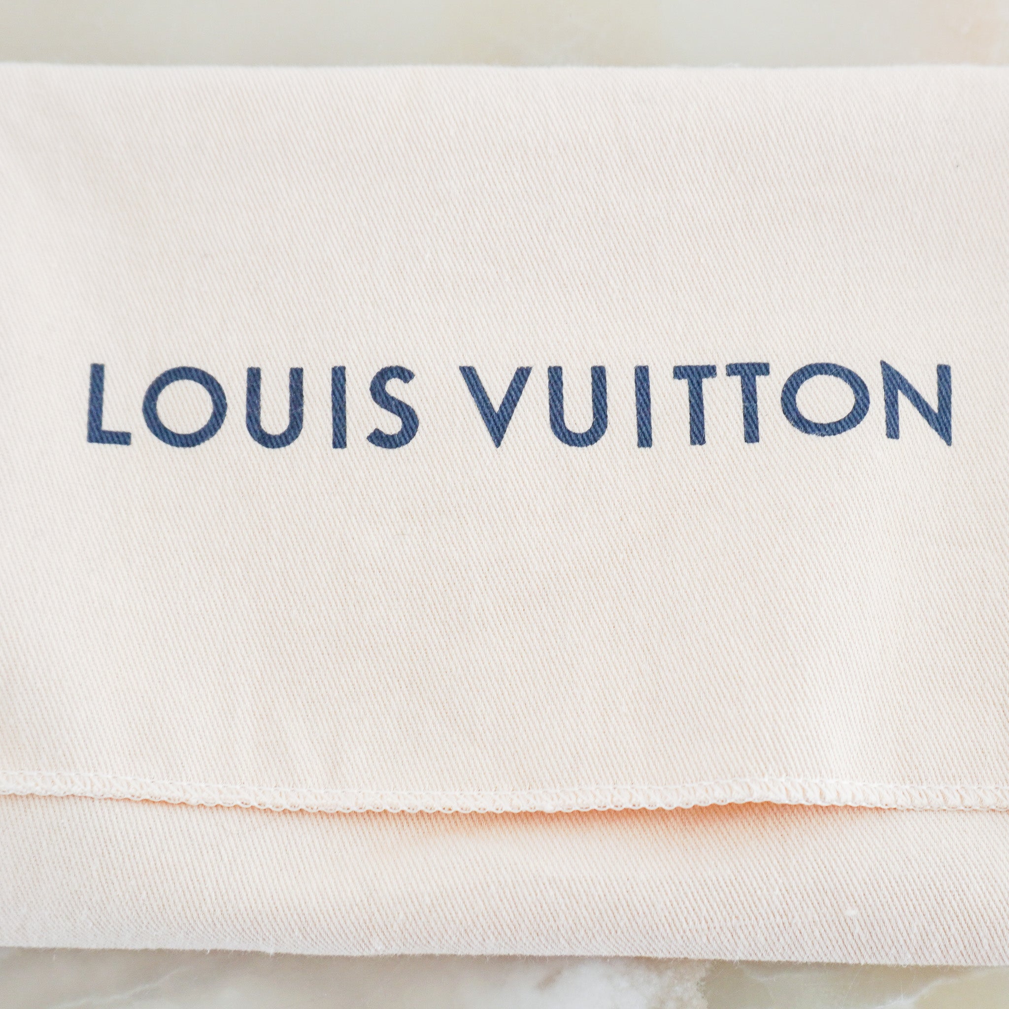 Louis Vuitton Capucines Wallet in Black RRP £1010 | Authentic Preloved - Reloved Again