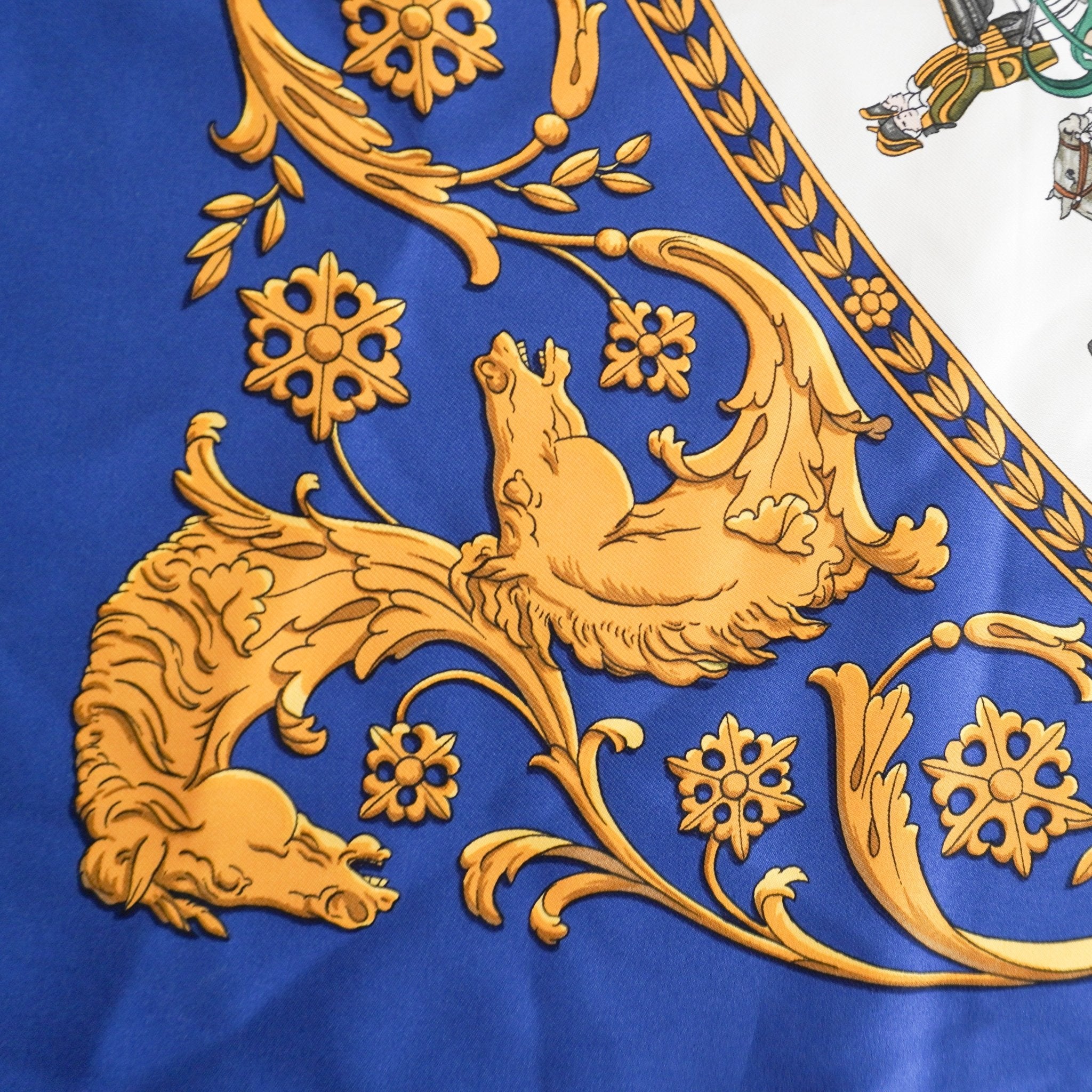 Hermès La Promenade de Longchamps Carré 90 Twill Scarf (RRP £520) | Authentic Preloved FINAL SALE - Reloved Again