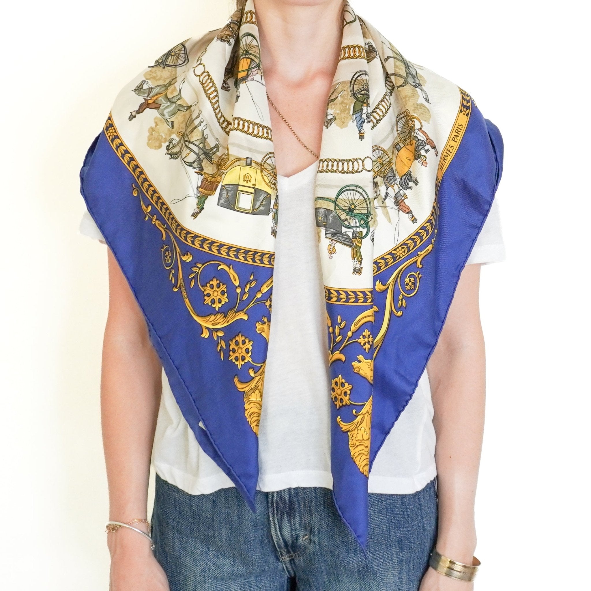 Hermès La Promenade de Longchamps Carré 90 Twill Scarf (RRP £520) | Authentic Preloved FINAL SALE - Reloved Again