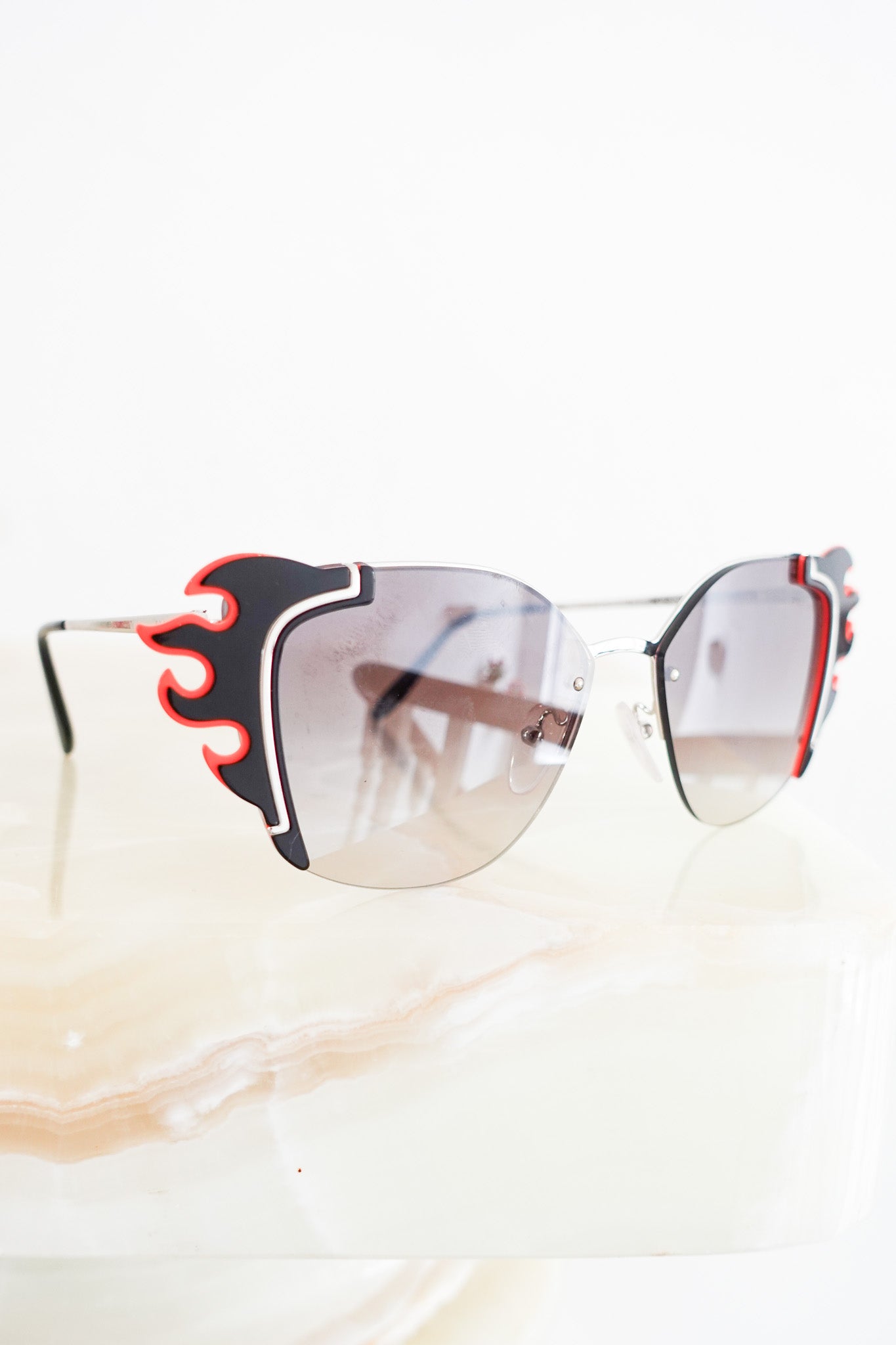 Prada Cat eye "Flammen" black sunglasses RRP £300 | Preloved Authentic