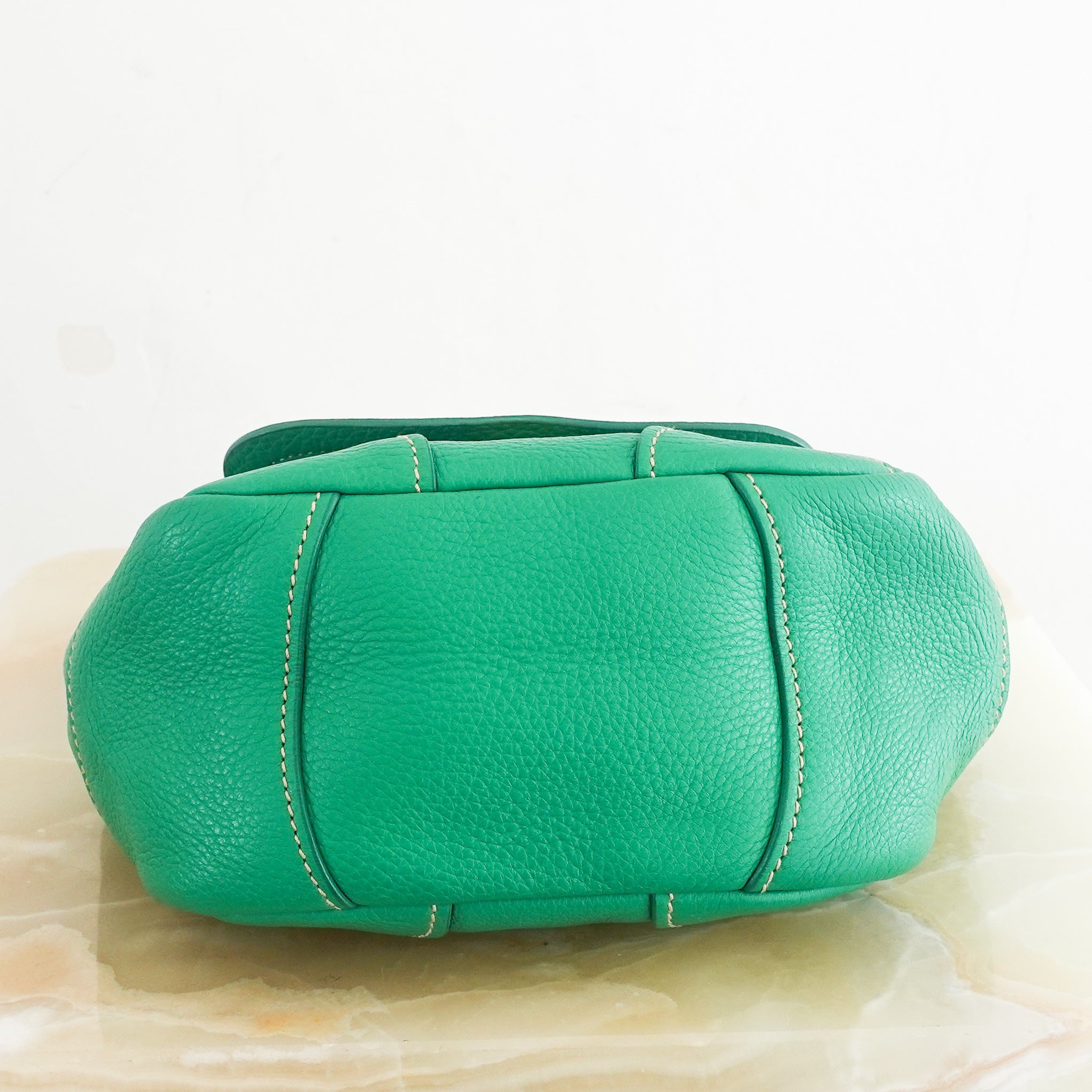 Green classic vitello danio crossbody