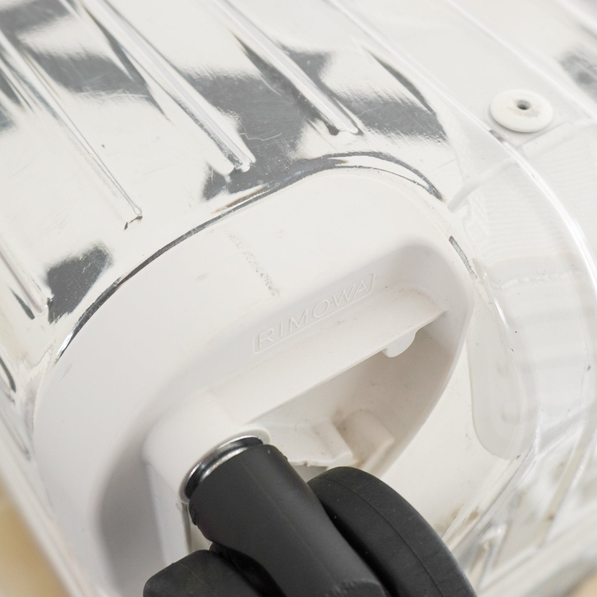 Off-White™ x RIMOWA "See Through" Cabin Multiwheel 36L – White (Transparent) (RRP £2570) | Authentic Preloved - Reloved Again