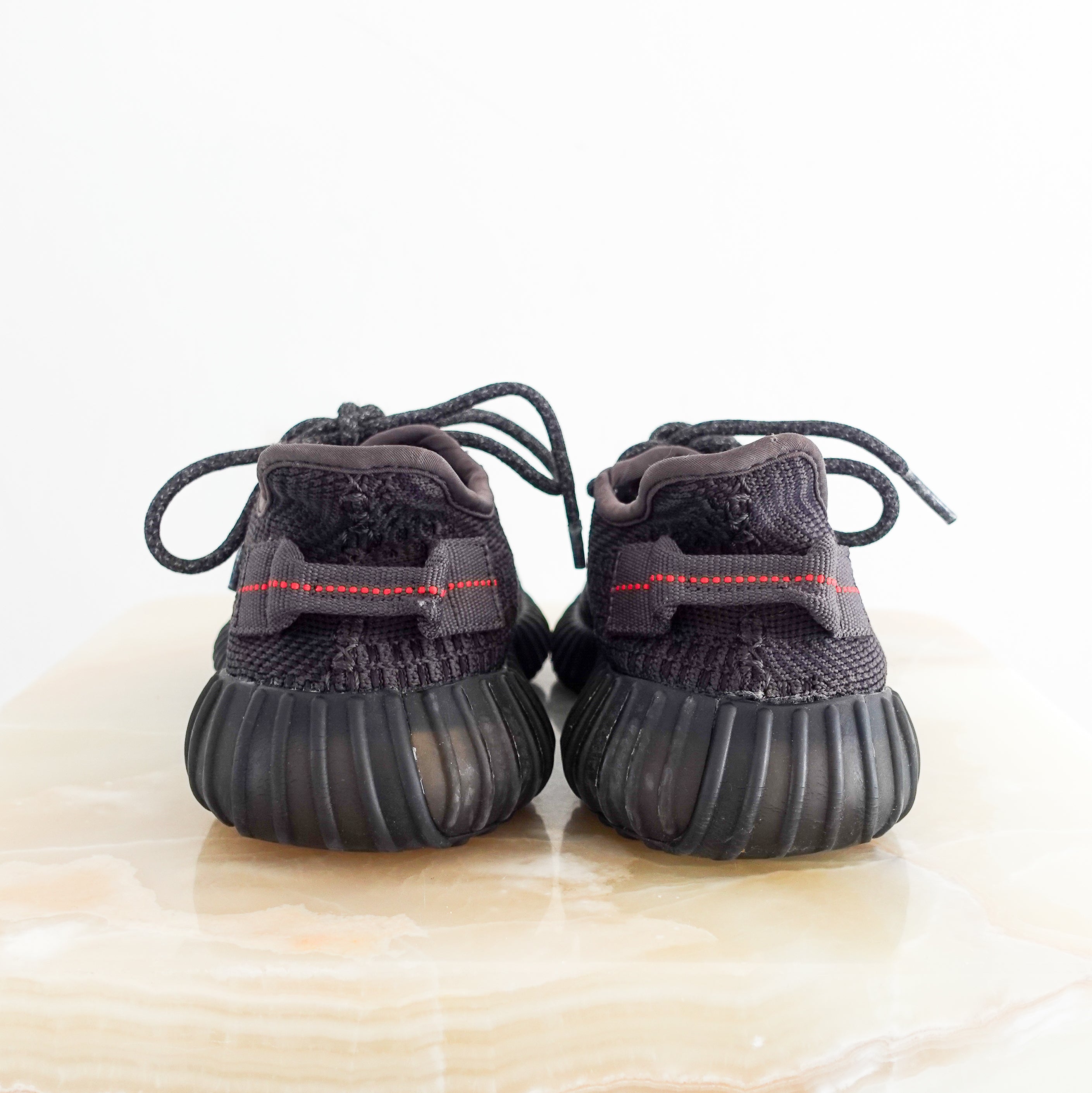 Yeezy Boost 350 V2 trainers in black knit fabric RRP £250 | Authentic Preloved