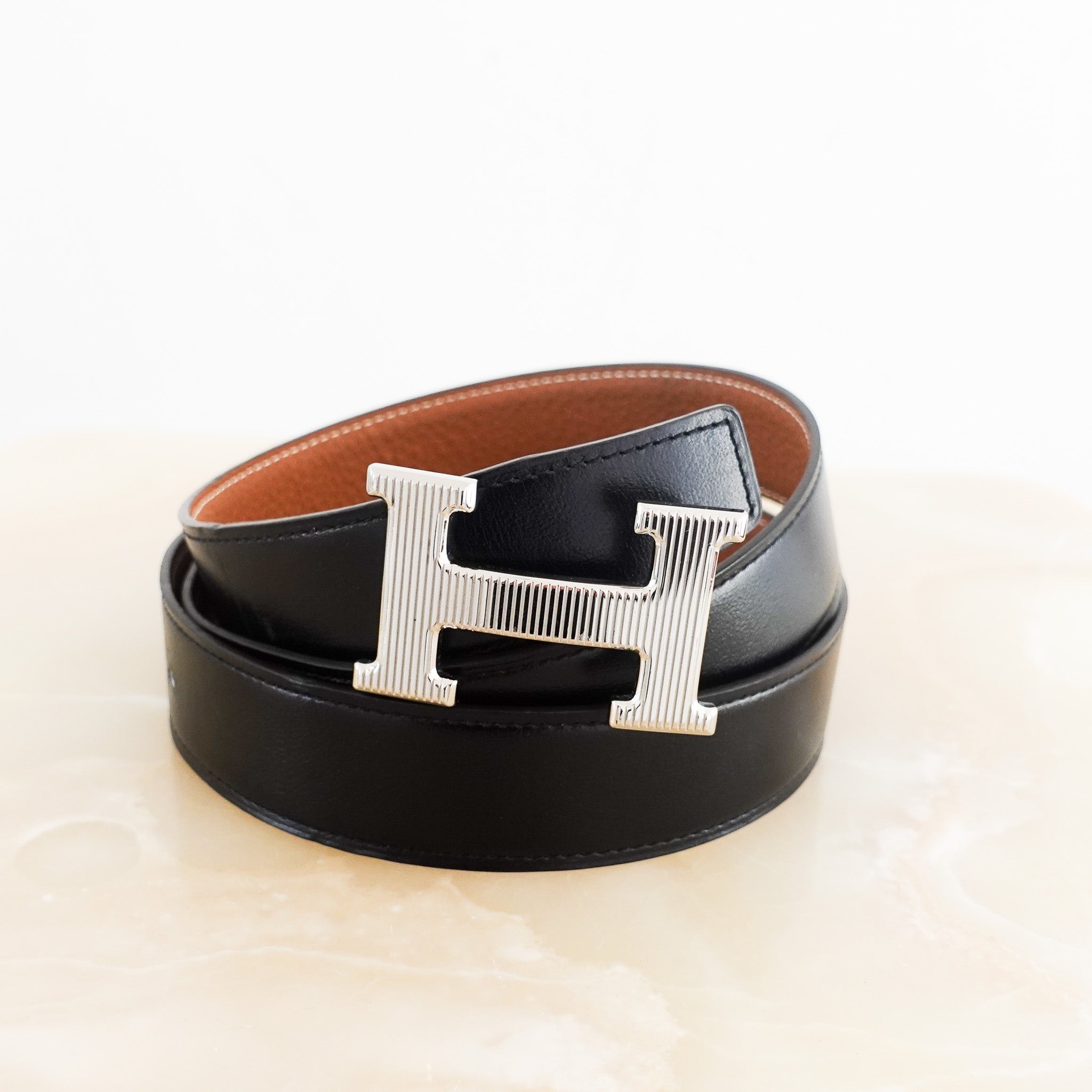 Hermes H Logo reversible belt in black RRP £800 | Authentic Preloved
