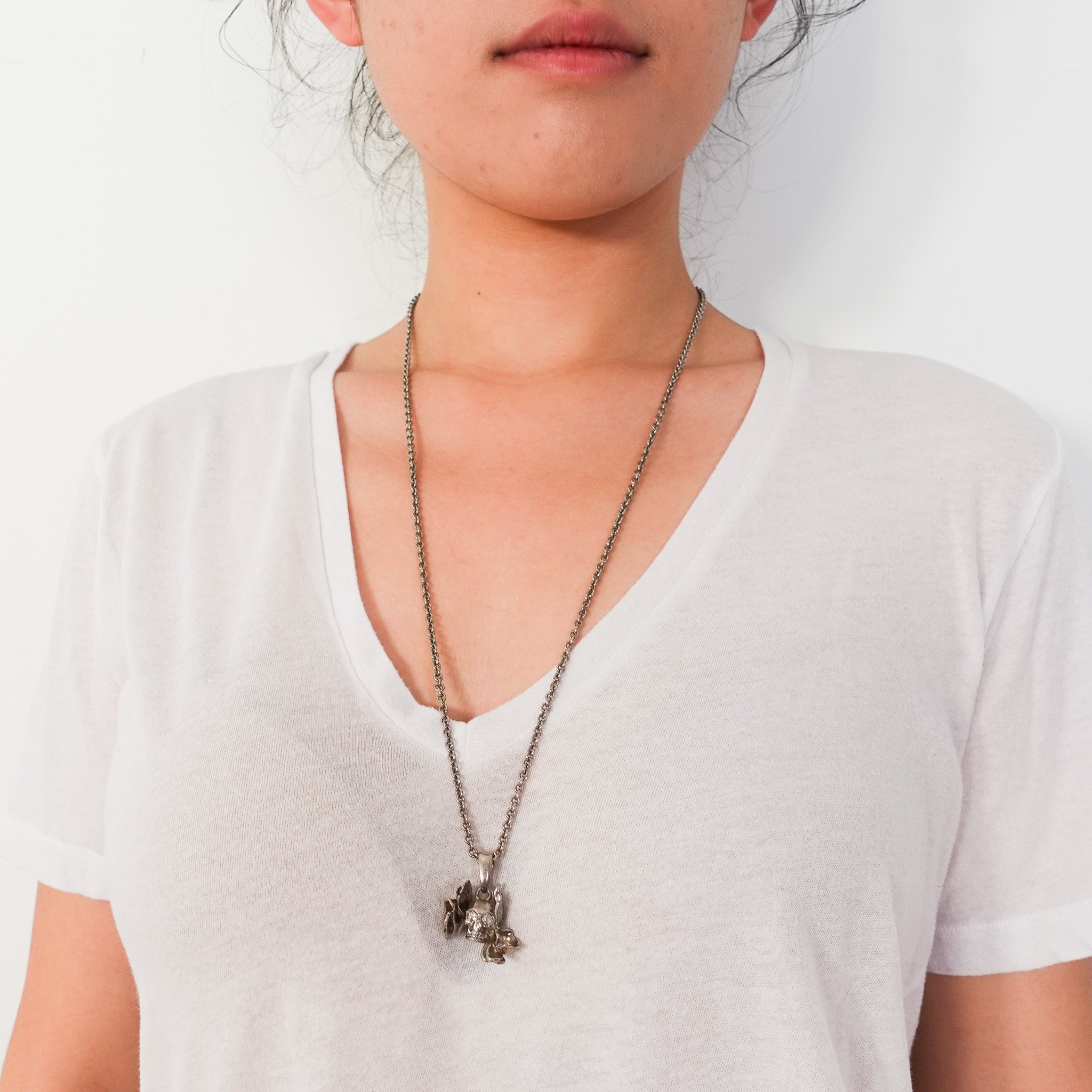 Alexander McQueen Skull necklace RRP £245 - Reloved Again