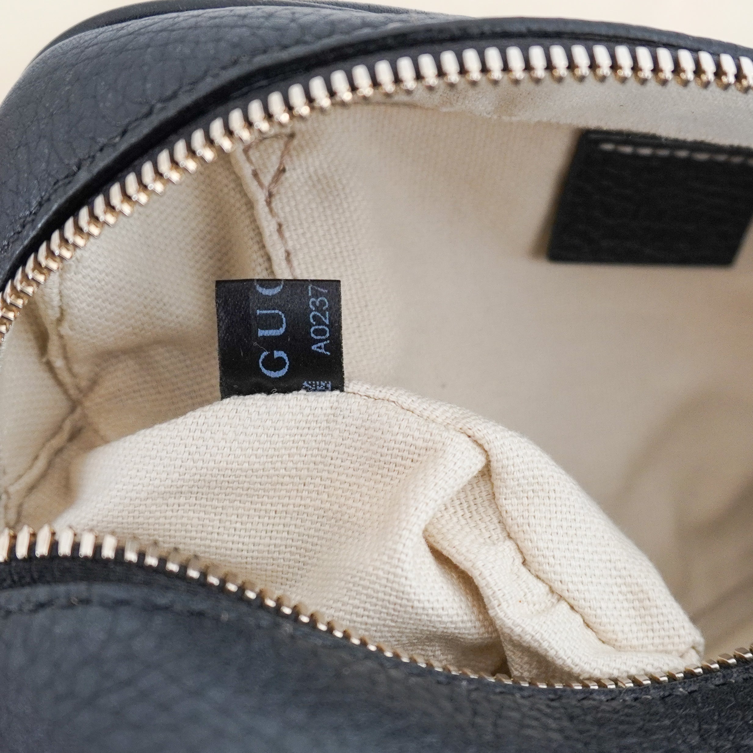 Gucci GG Soho Disco Crossbody Bag in Black (RRP £1200)  | Authentic Preloved