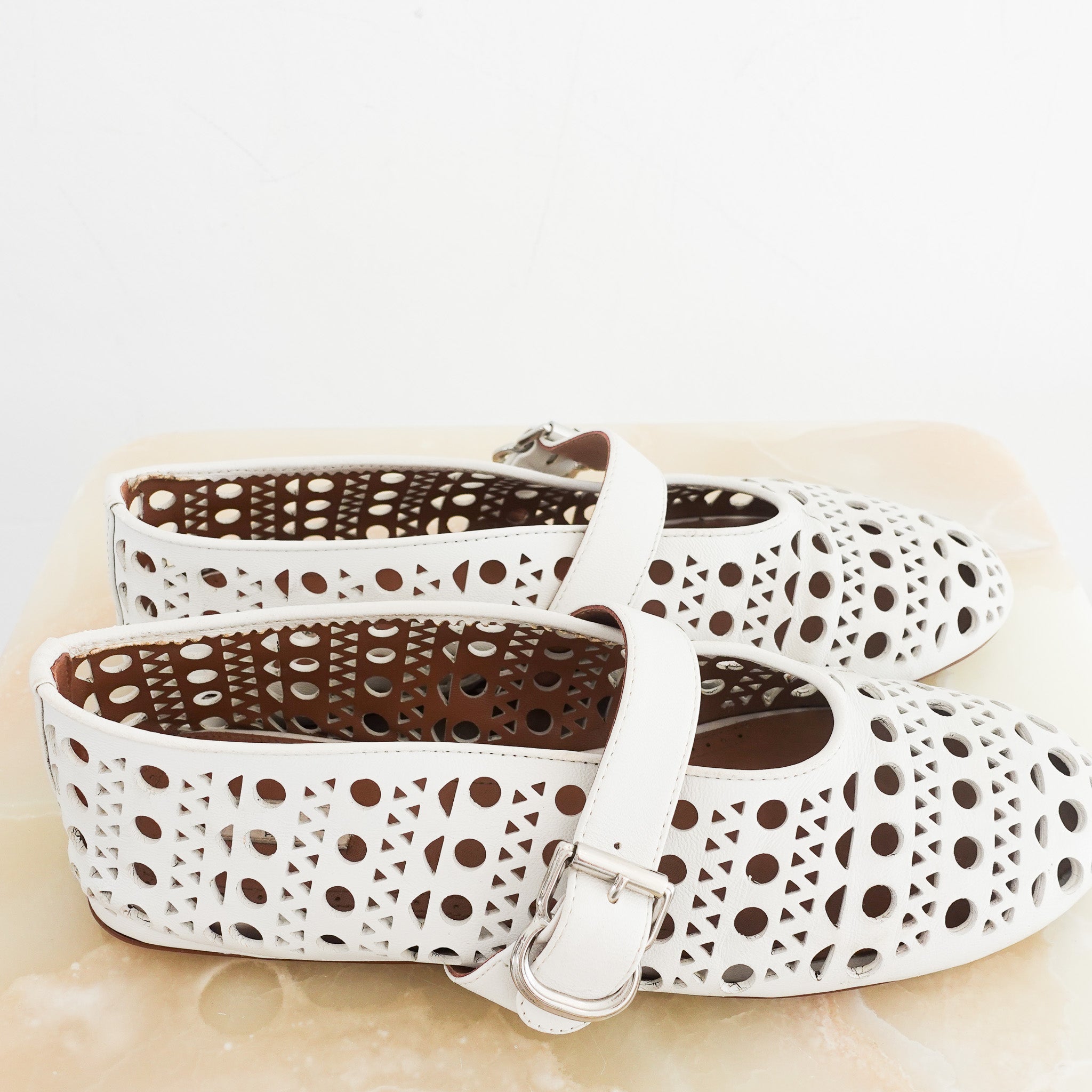 ALAIA Laser - cut white Ballet Flats RRP £850 | Preloved Authentic - Reloved Again