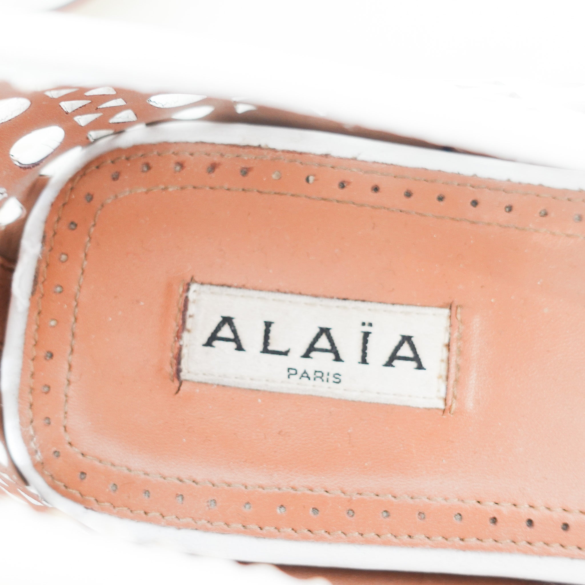 ALAIA Laser - cut white Ballet Flats RRP £850 | Preloved Authentic - Reloved Again