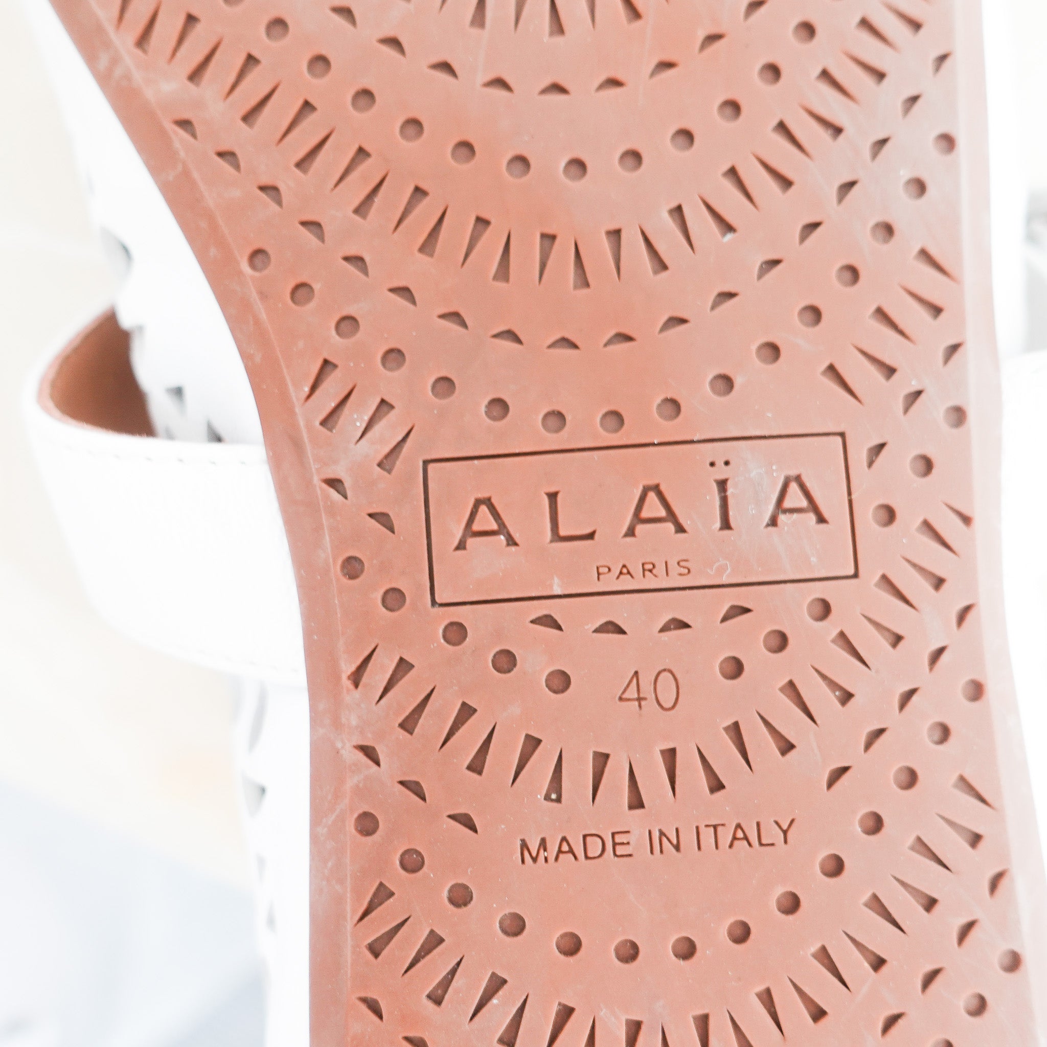 ALAIA Laser - cut white Ballet Flats RRP £850 | Preloved Authentic - Reloved Again
