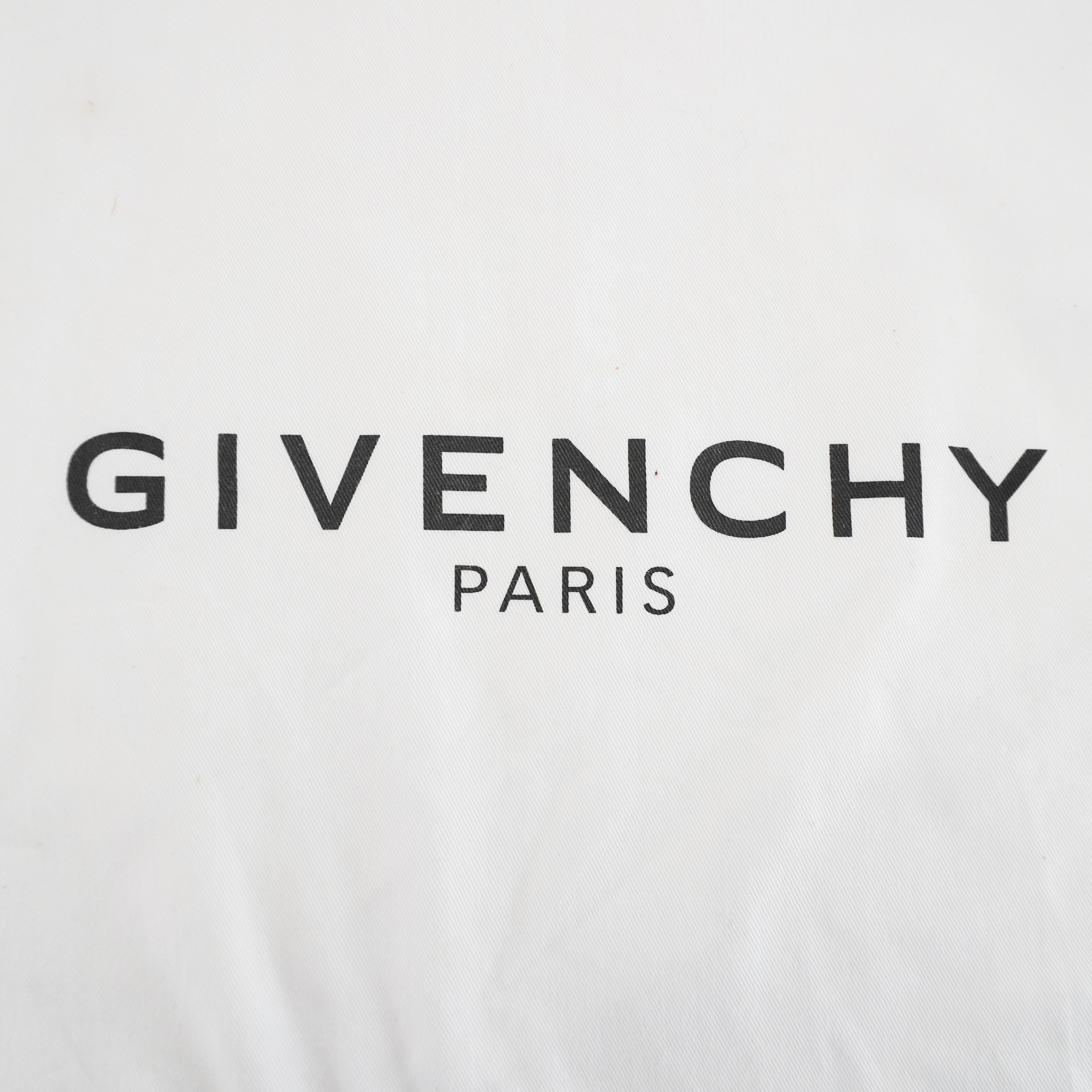 Givenchy Medium Antigona Bag Pearl Grey Sugar (RRP £1690) | Authentic Preloved