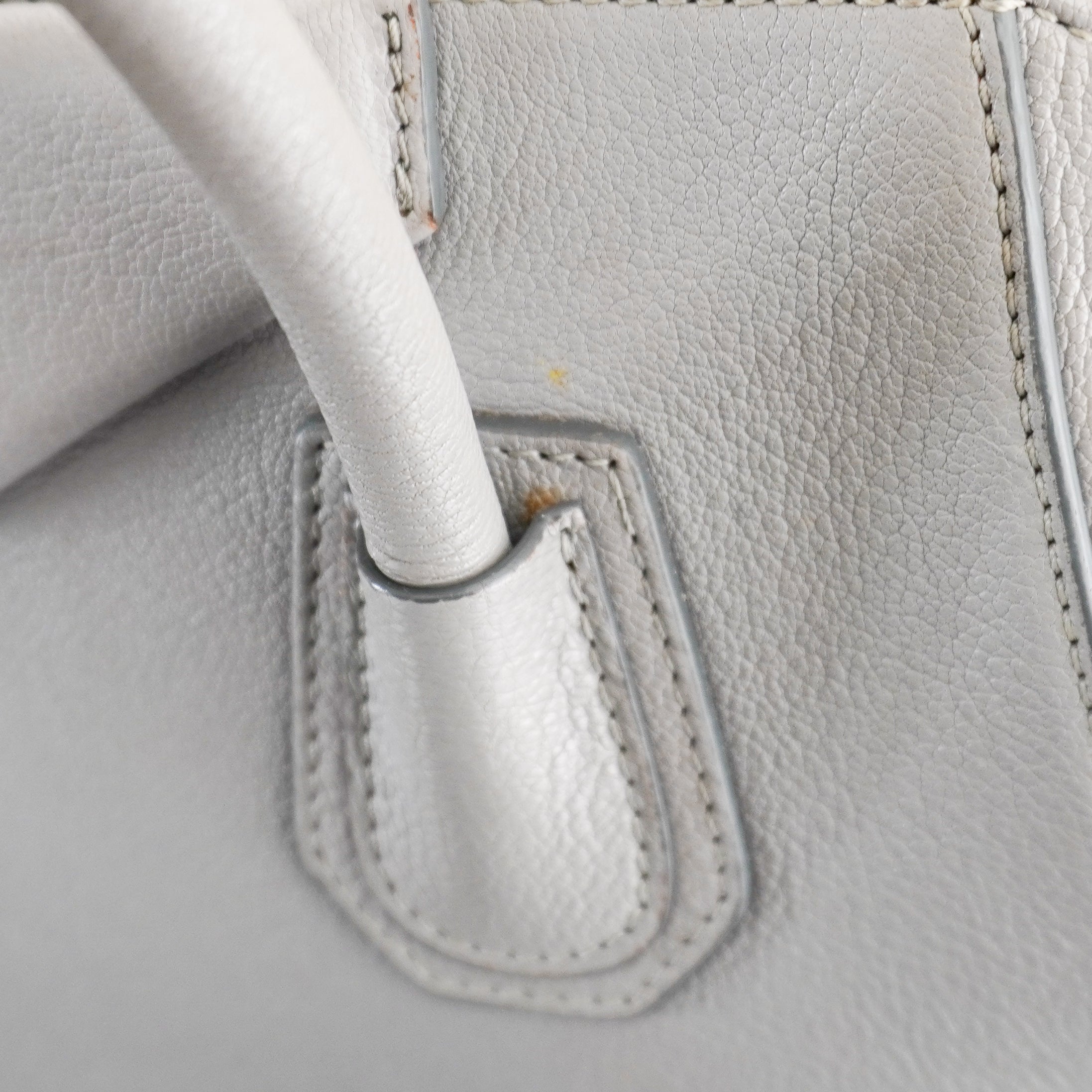 Givenchy Medium Antigona Bag Pearl Grey Sugar (RRP £1690) | Authentic Preloved