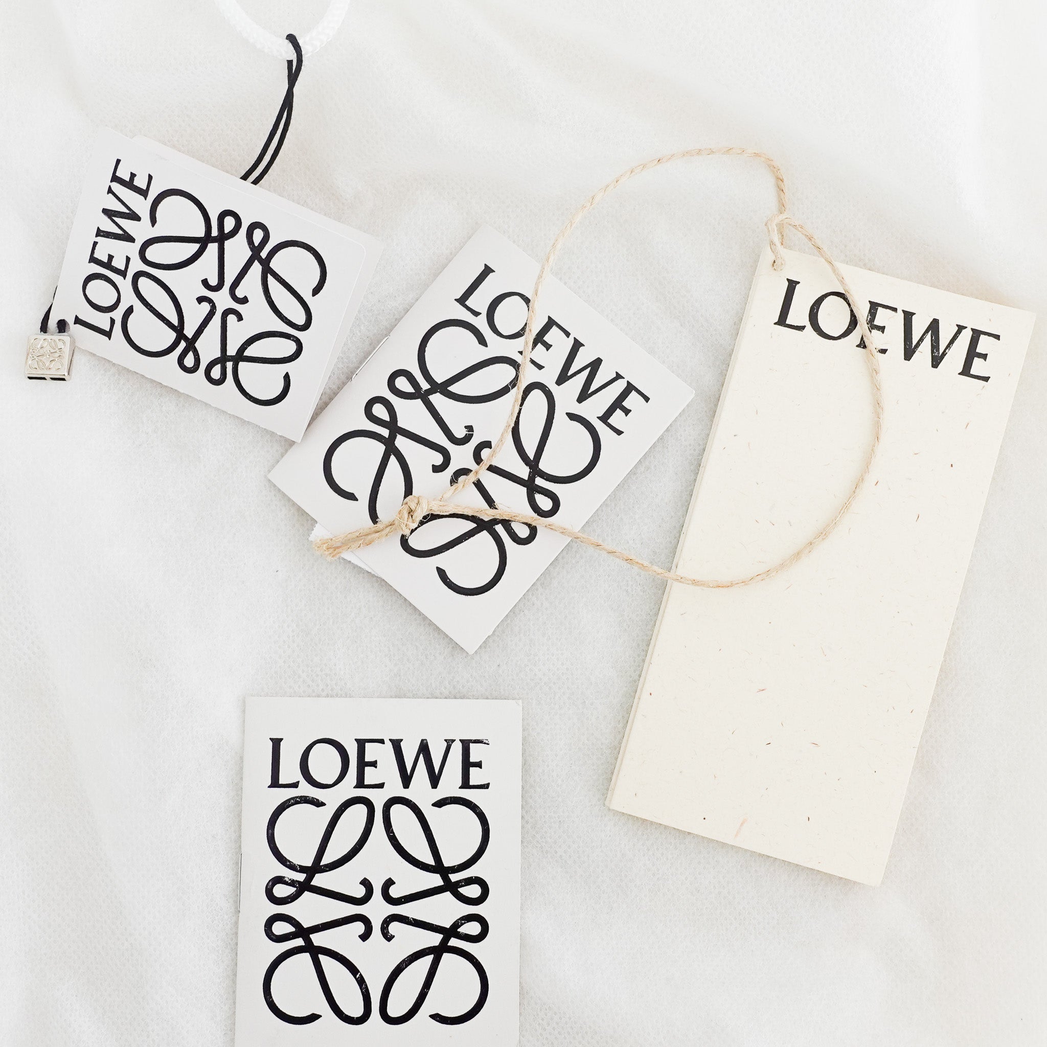 LOEWE Paula’s Ibiza Pochette Woven bag RRP £700 | Authentic Preloved [final sale]