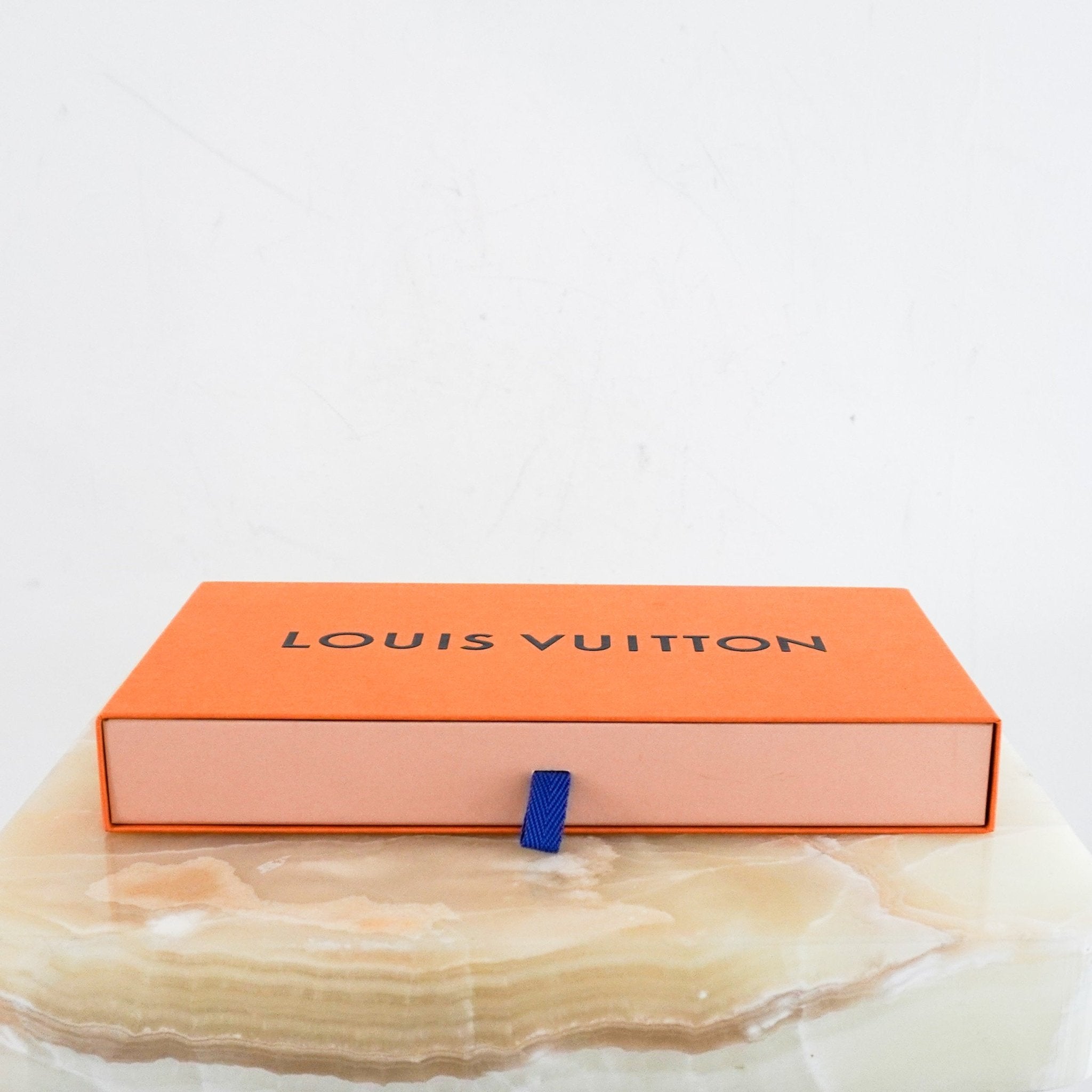 Louis Vuitton Gants Neo Petit Damier Anthracite Gloves RRP £350 | Authentic Preloved FINAL SALE - Reloved Again