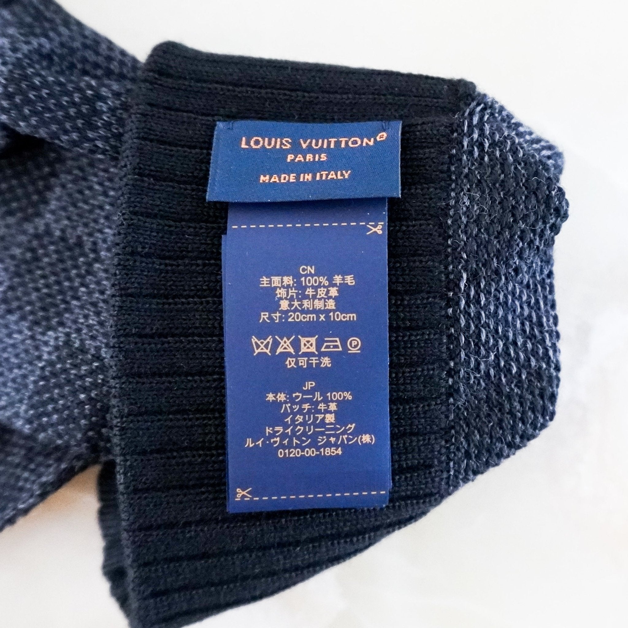 Louis Vuitton Gants Neo Petit Damier Anthracite Gloves RRP £350 | Authentic Preloved FINAL SALE - Reloved Again