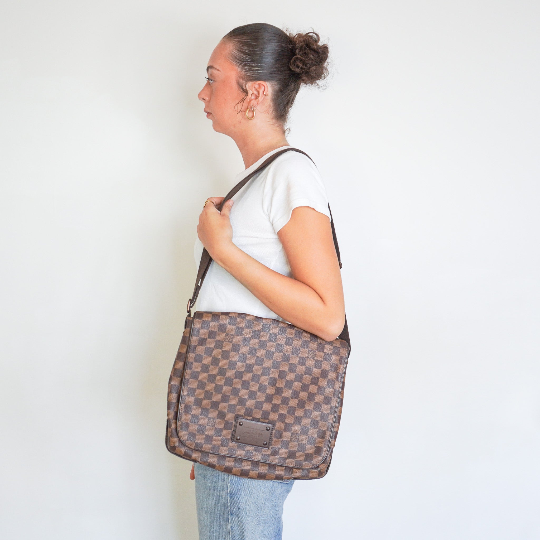 Louis Vuitton Brown MM Damier Ebene Brooklyn Messenger Bag (RRP £1000) | Authentic Preloved - Reloved Again