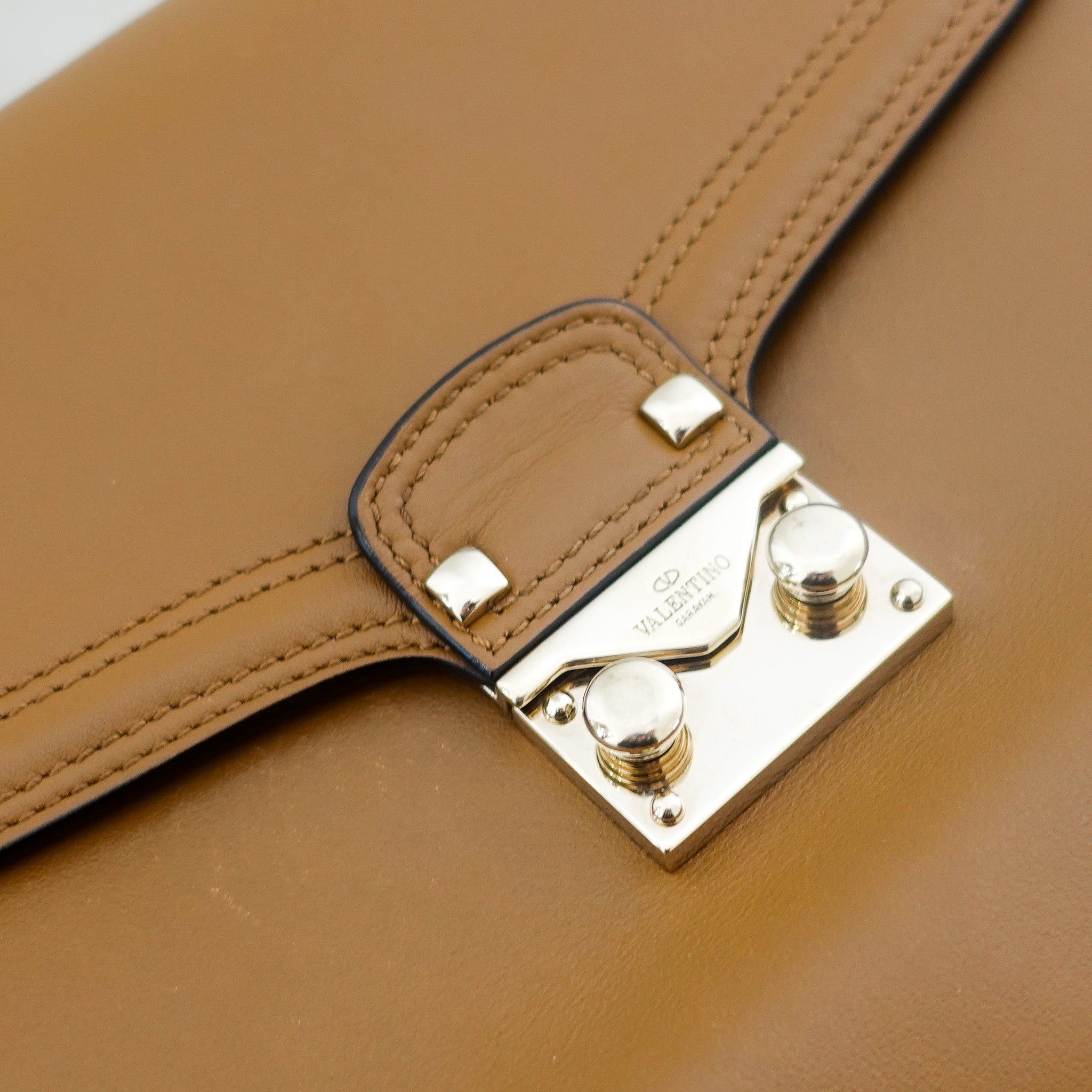 Brown rockstud crossbody RRP £2k