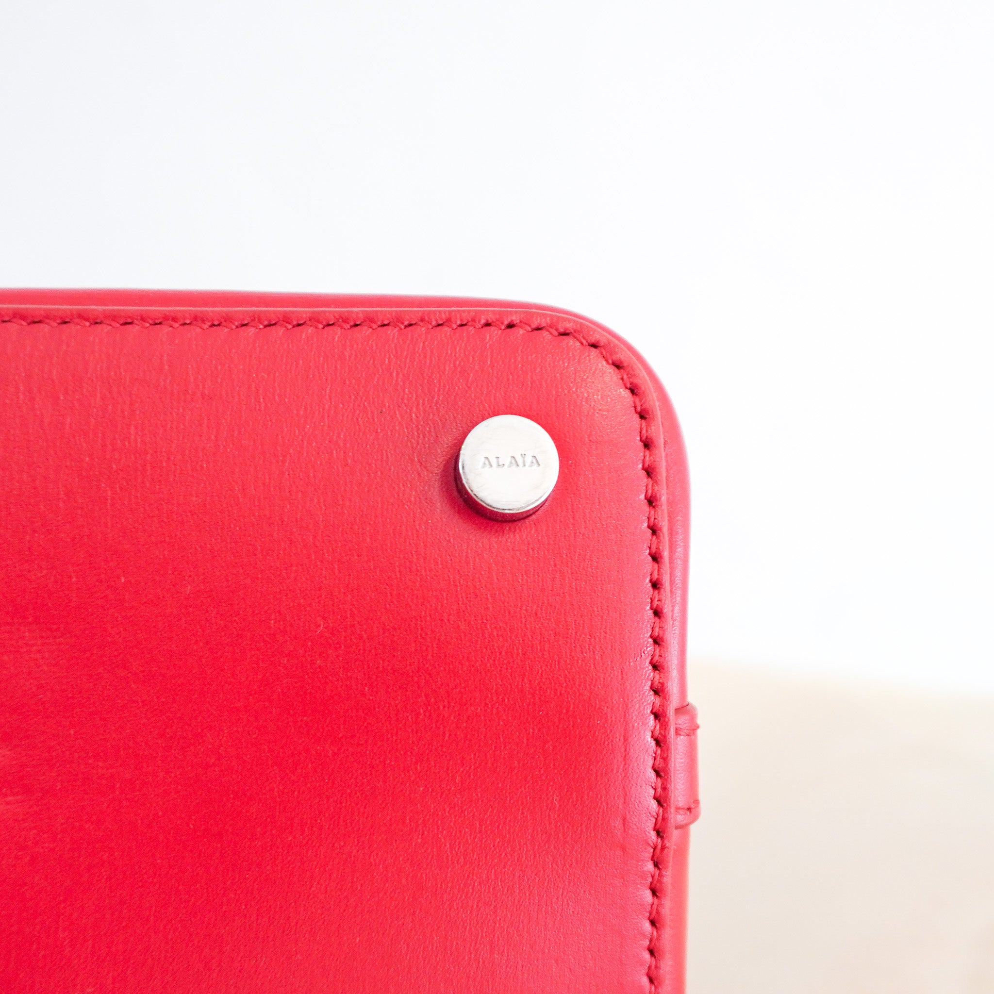 Alaïa Mina 16 Micro Bag in Red (RRP £1000) | Authentic Preloved