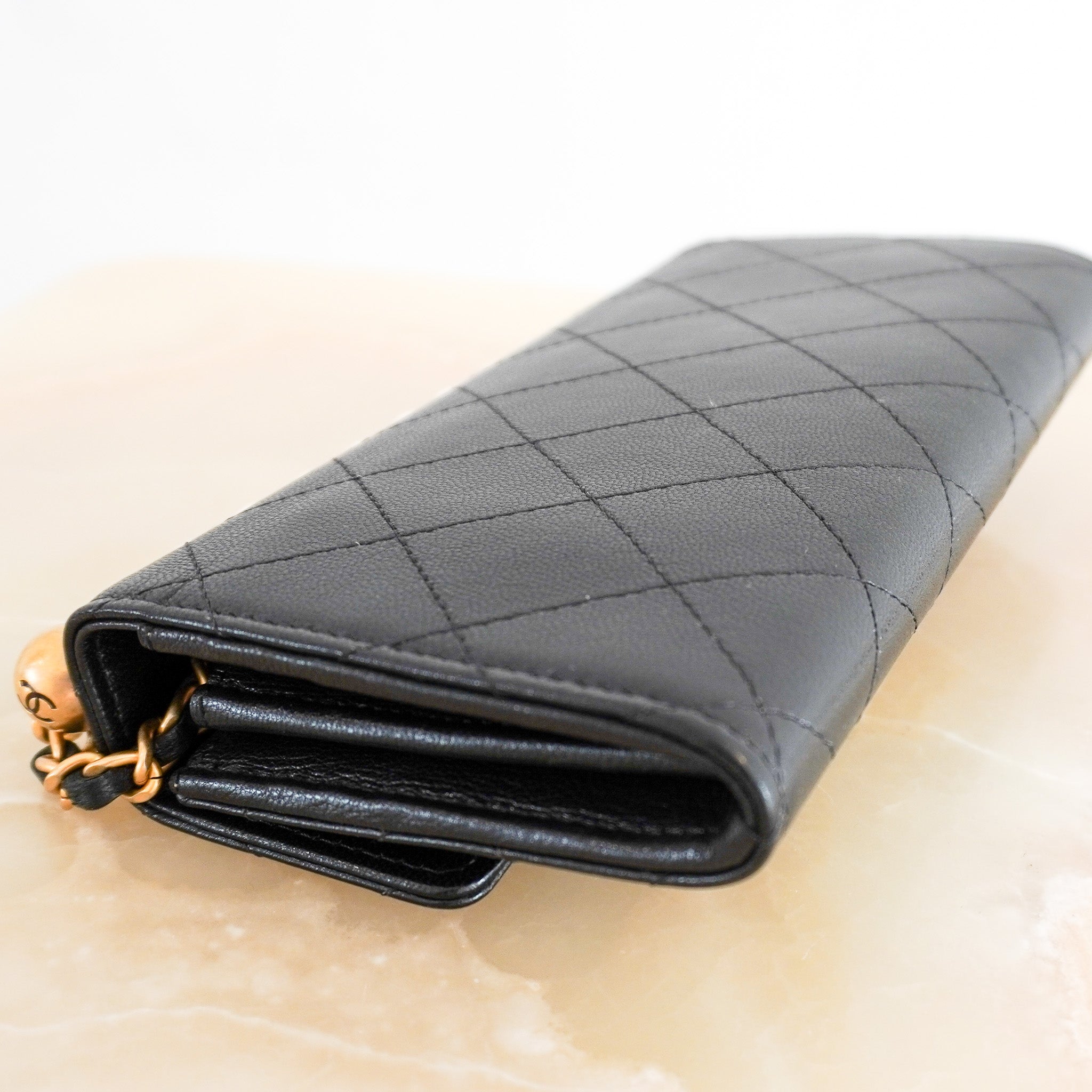 Chanel Chic Pearl Wallet on Chain with Black Lambskin Leather | Authentic Preloved